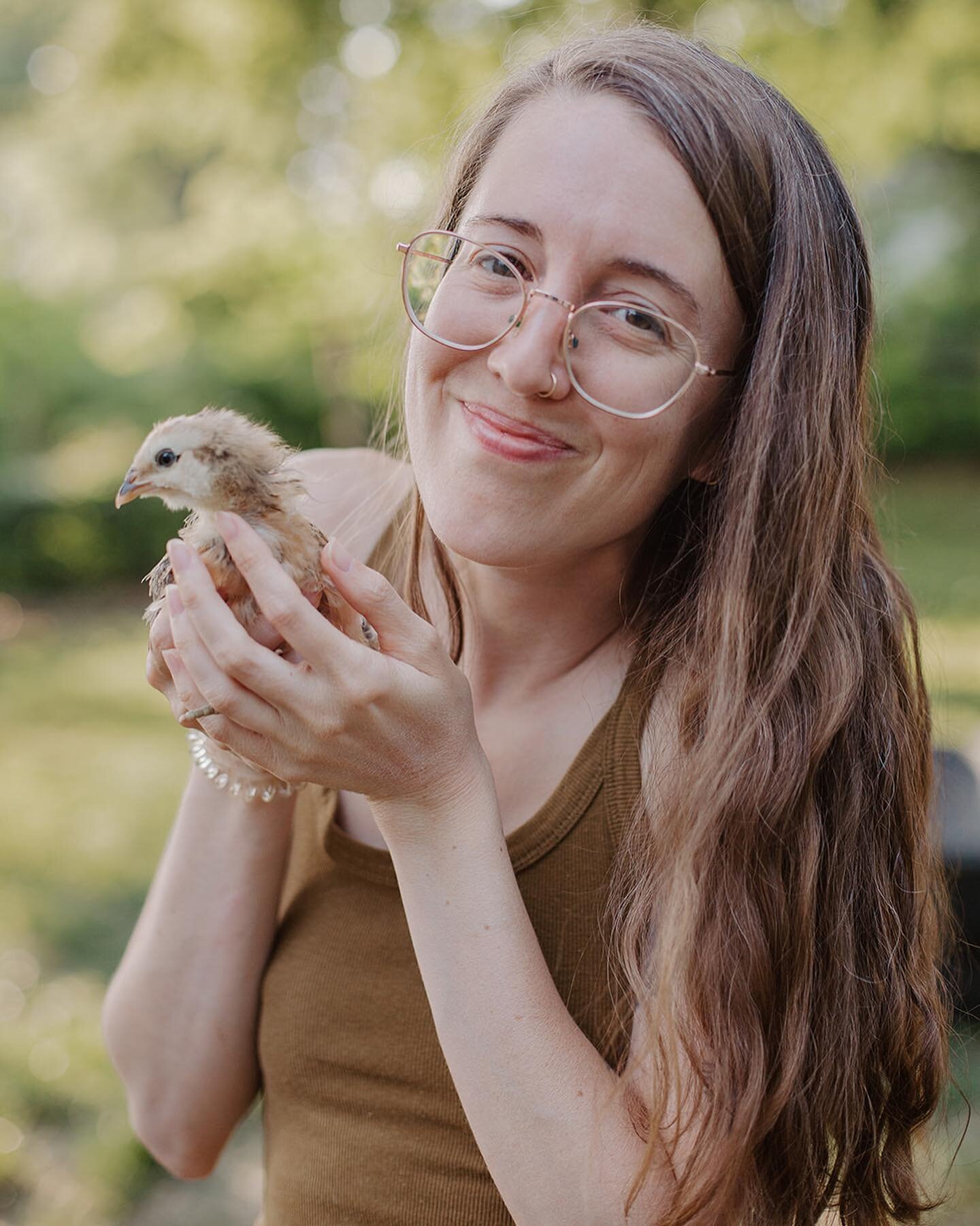 Traded the city for the suburbs and moved across the state back in May! Life looks a lot different these days, and a lot slower which has been nice. Gardening, raising our chickens, watching Mary Jane enjoy her own backyard. Ive taken a step back fro