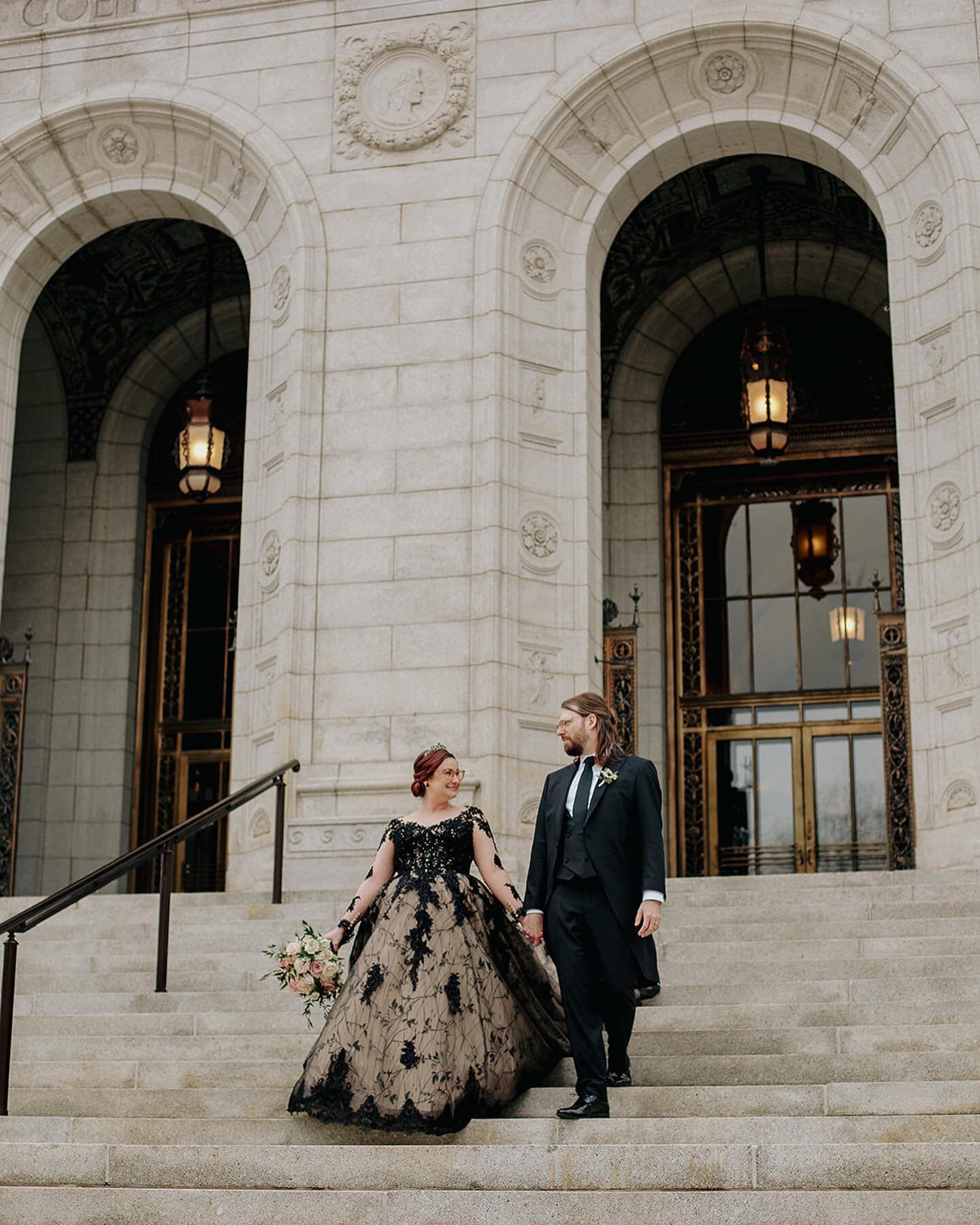 Samantha &amp; Brandon's wedding day was straight out of a fairytale 😍✨ Love this portrait set from one of my fav STL spots! More to come soon!