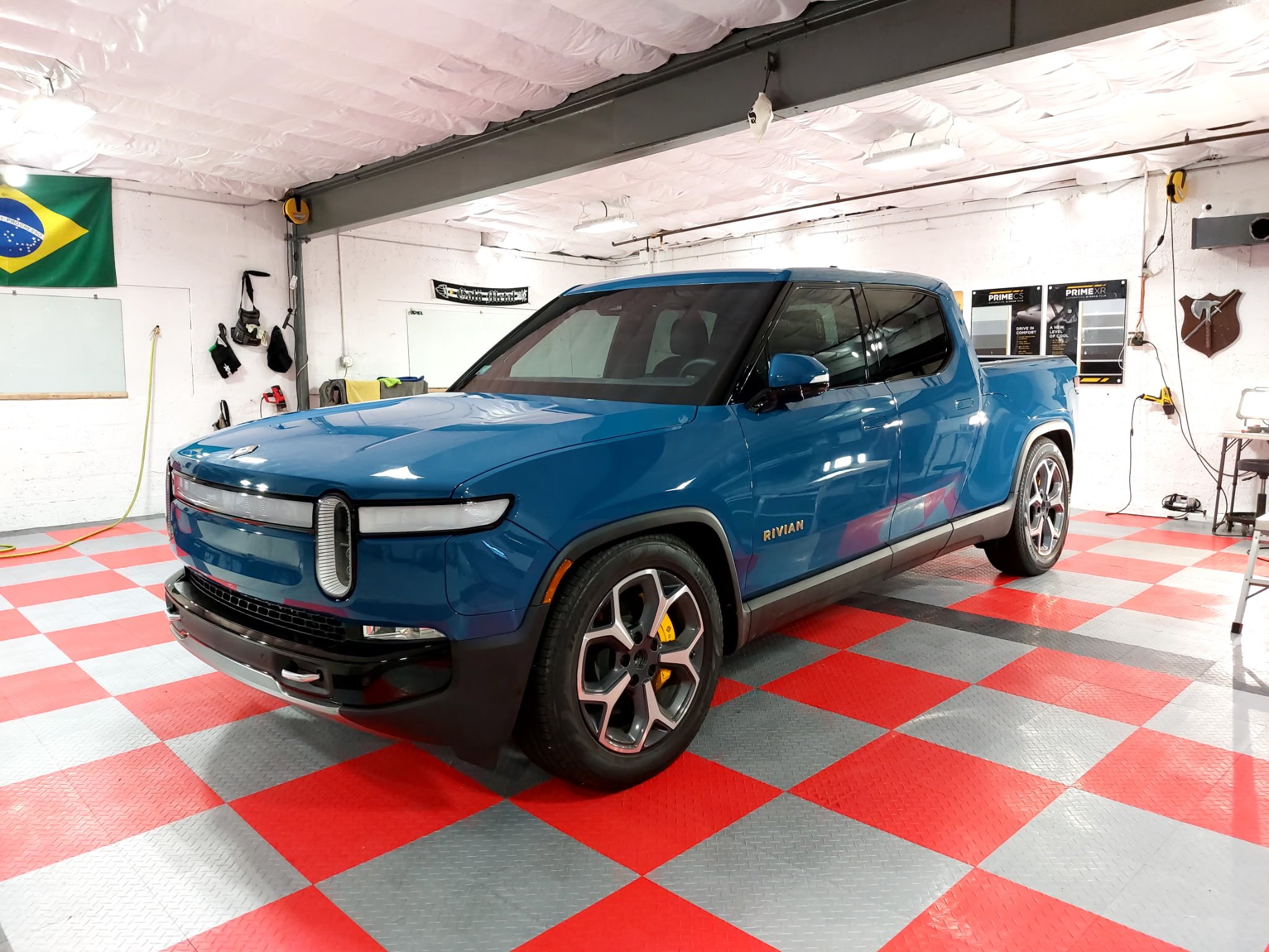 Rivian.jpeg