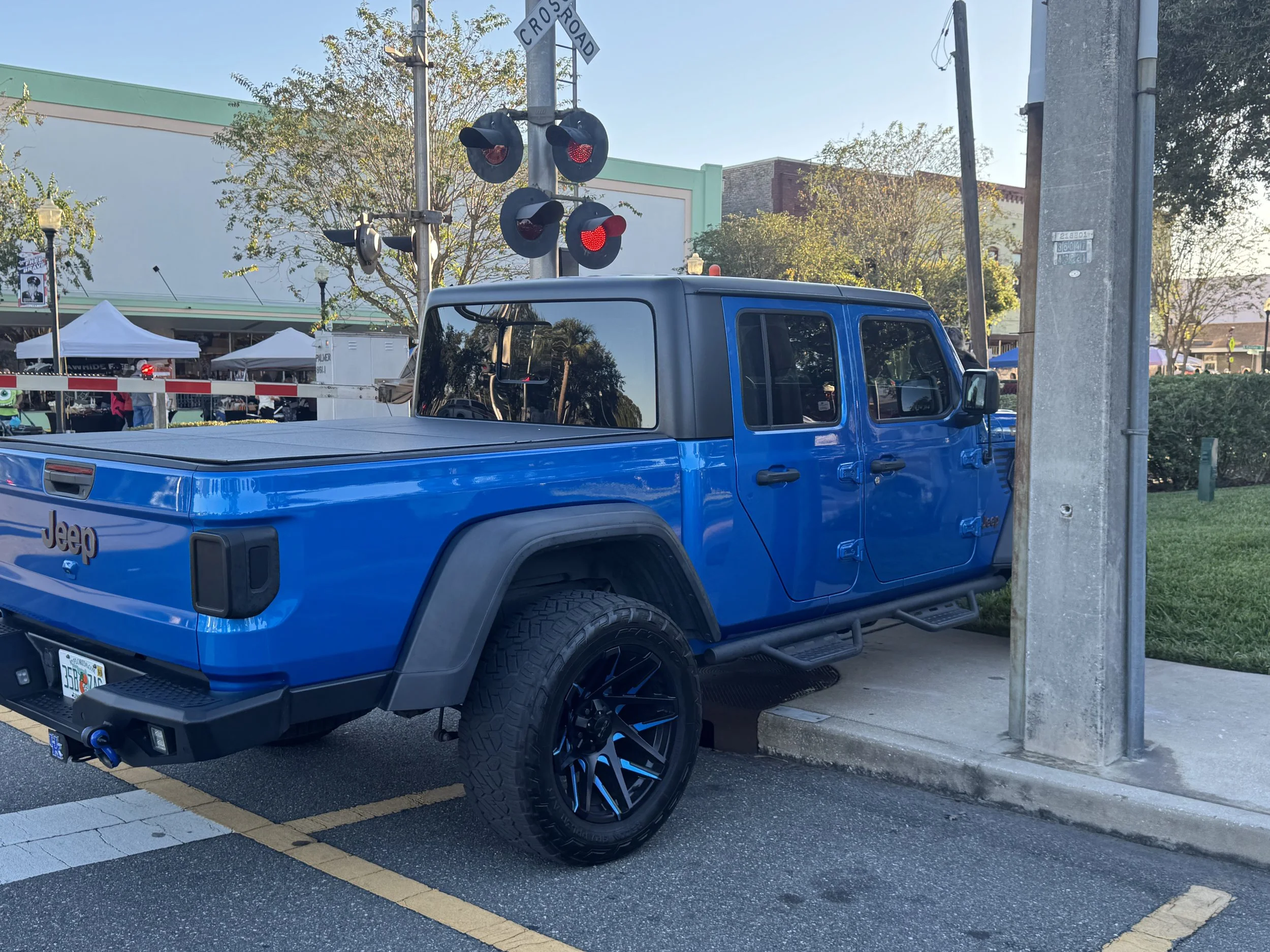 October Last Friday - Jeepers Creepers 