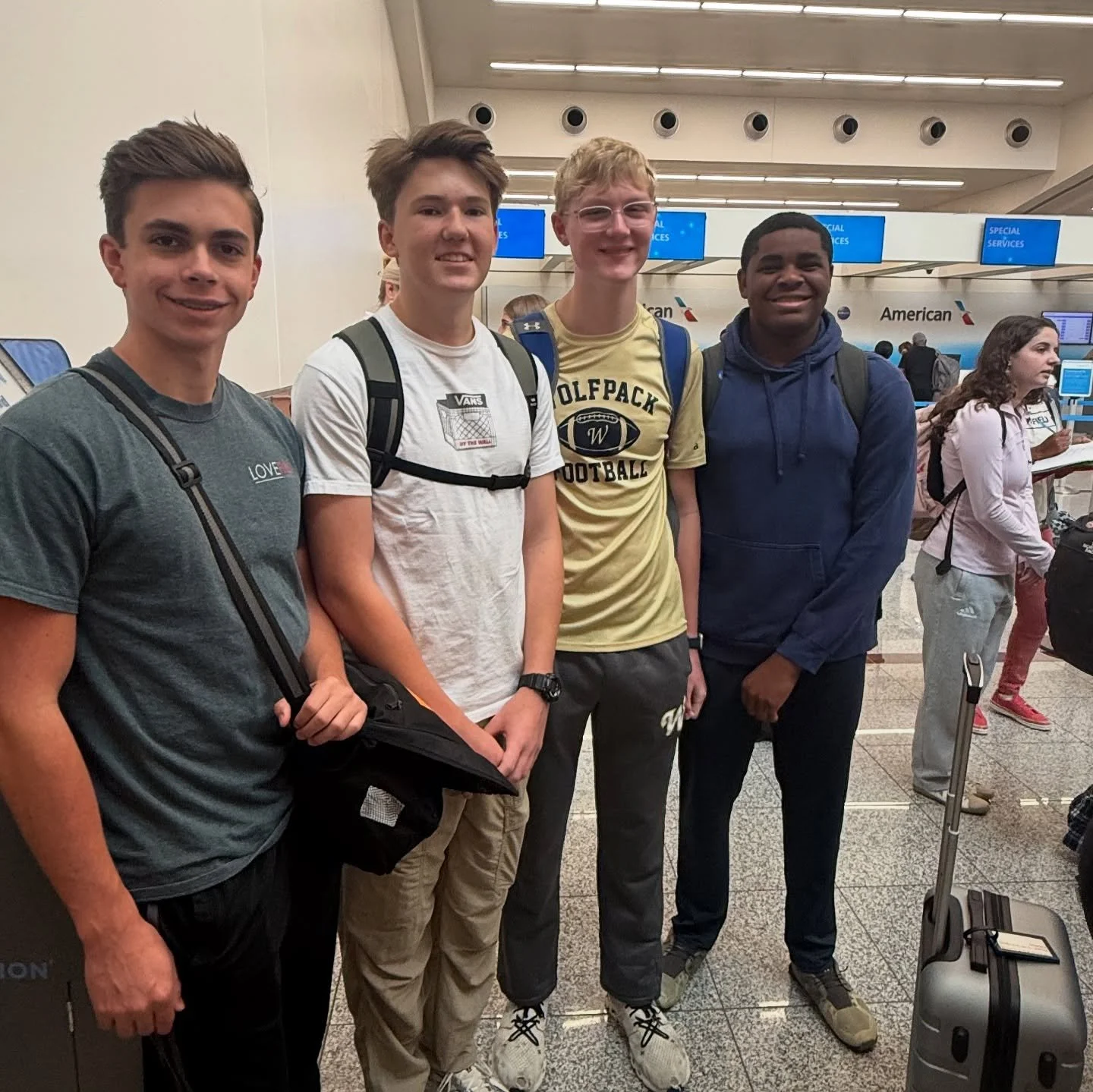 Please join us in praying for the Whitefield Academy team as they head to Quito to spend the week with Amor y Esperanza - travel mercies, safety and good health, deep and meaningful connections with new and old friends at AyE and most importantly, wi