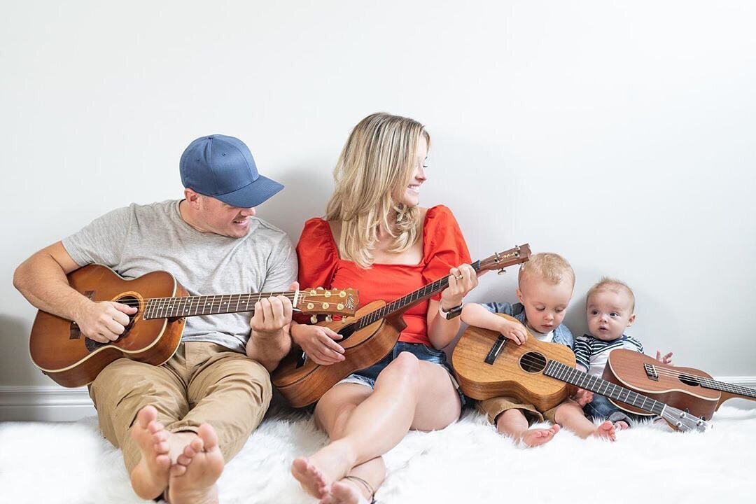 Music brought this beautiful couple and family together 💕 Who else was brought together by music? 🎶 We want fo hear your stories! 

📷Photo of @firstcomeslove (with a #MeleUkulele sandwiched in the middle) 🎶 

&gt;&gt;&gt; Repost via @firstcomeslo