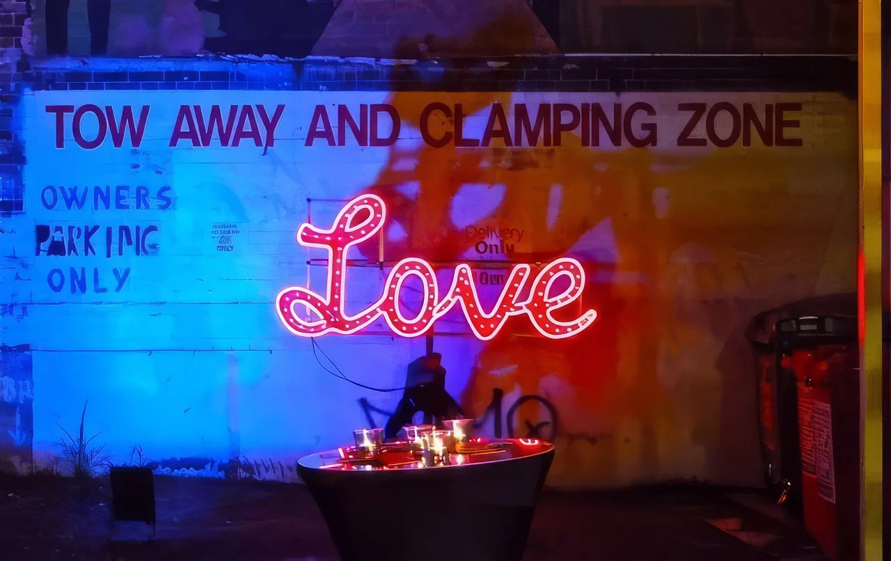 Neon+13.jpg Topaz Gigapixel 2x scale.jpg