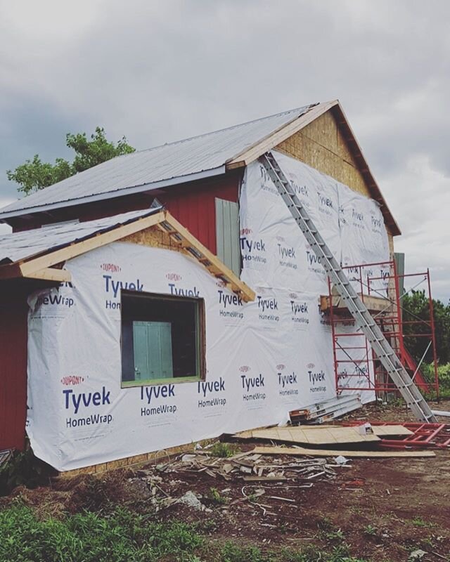 We are slowly getting things done at the ranch.  Electrical work continues in the old barn now  and Tyveck went up on the clubhouse today.