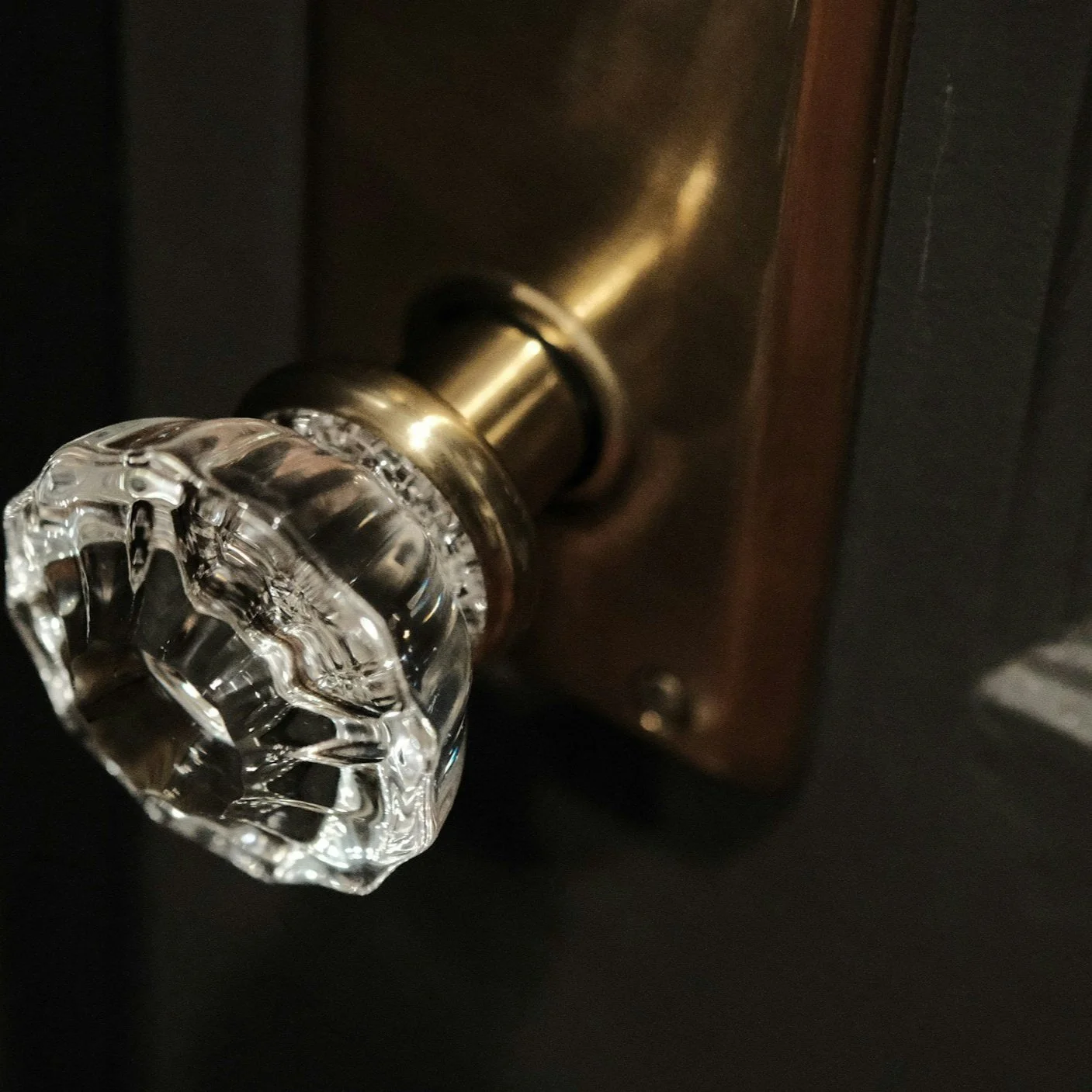 Upgrading A Home’s Locks To Match A Modern Or Vintage Aesthetic
