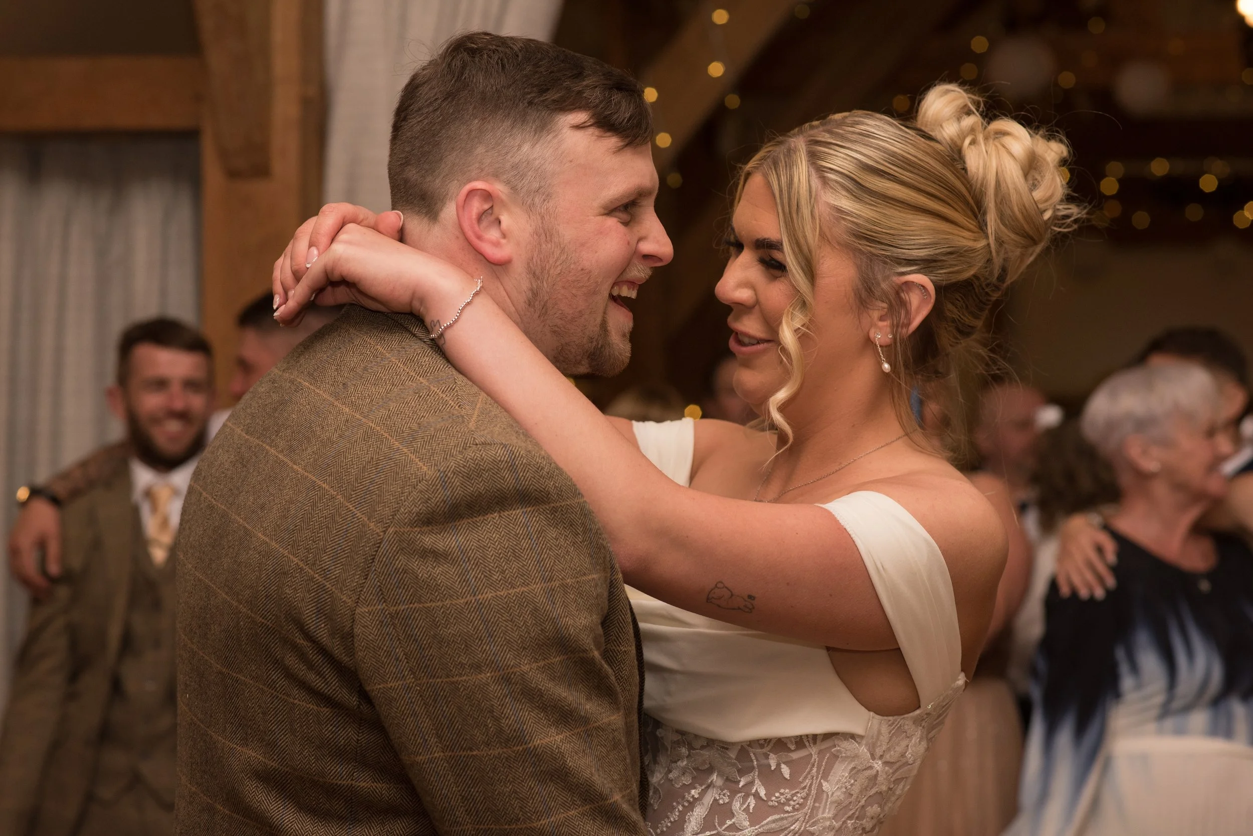 Mr & Mrs Wilson (665).jpg