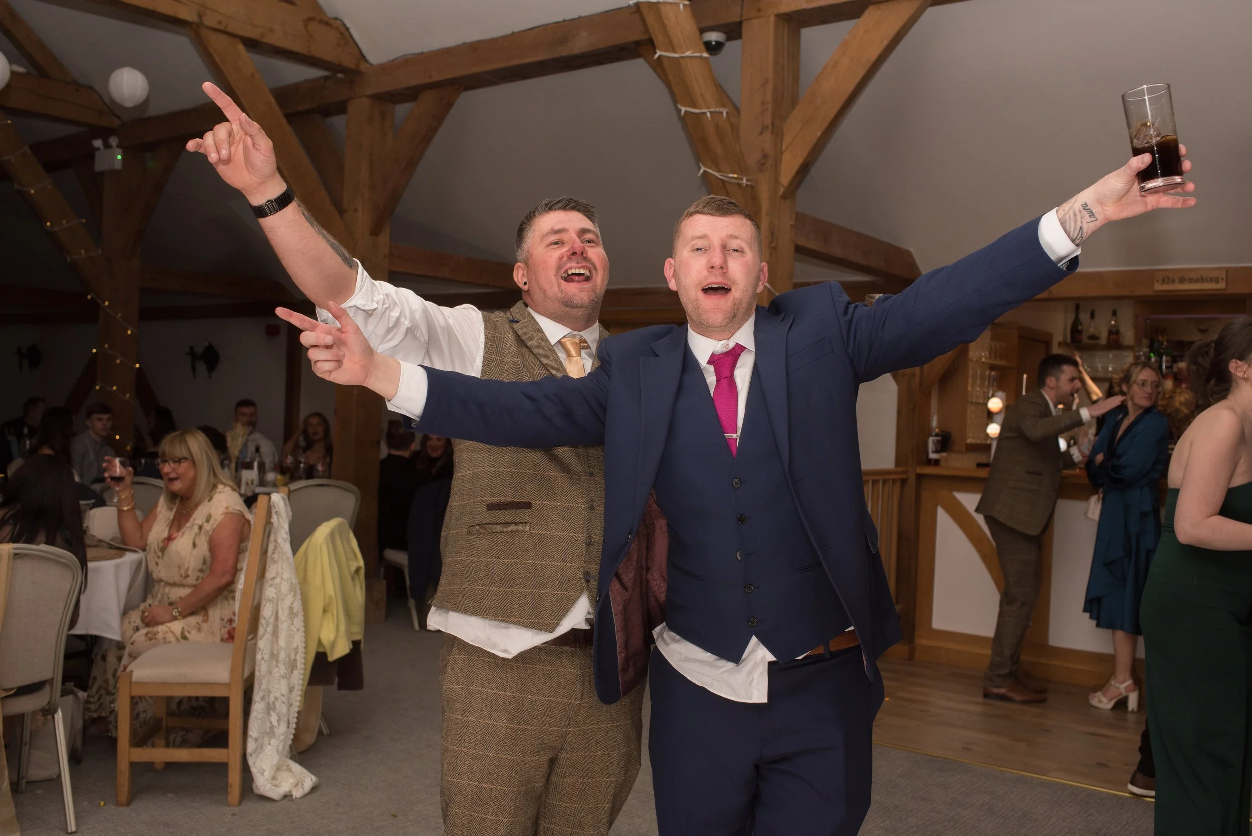 Mr & Mrs Wilson (891).jpg