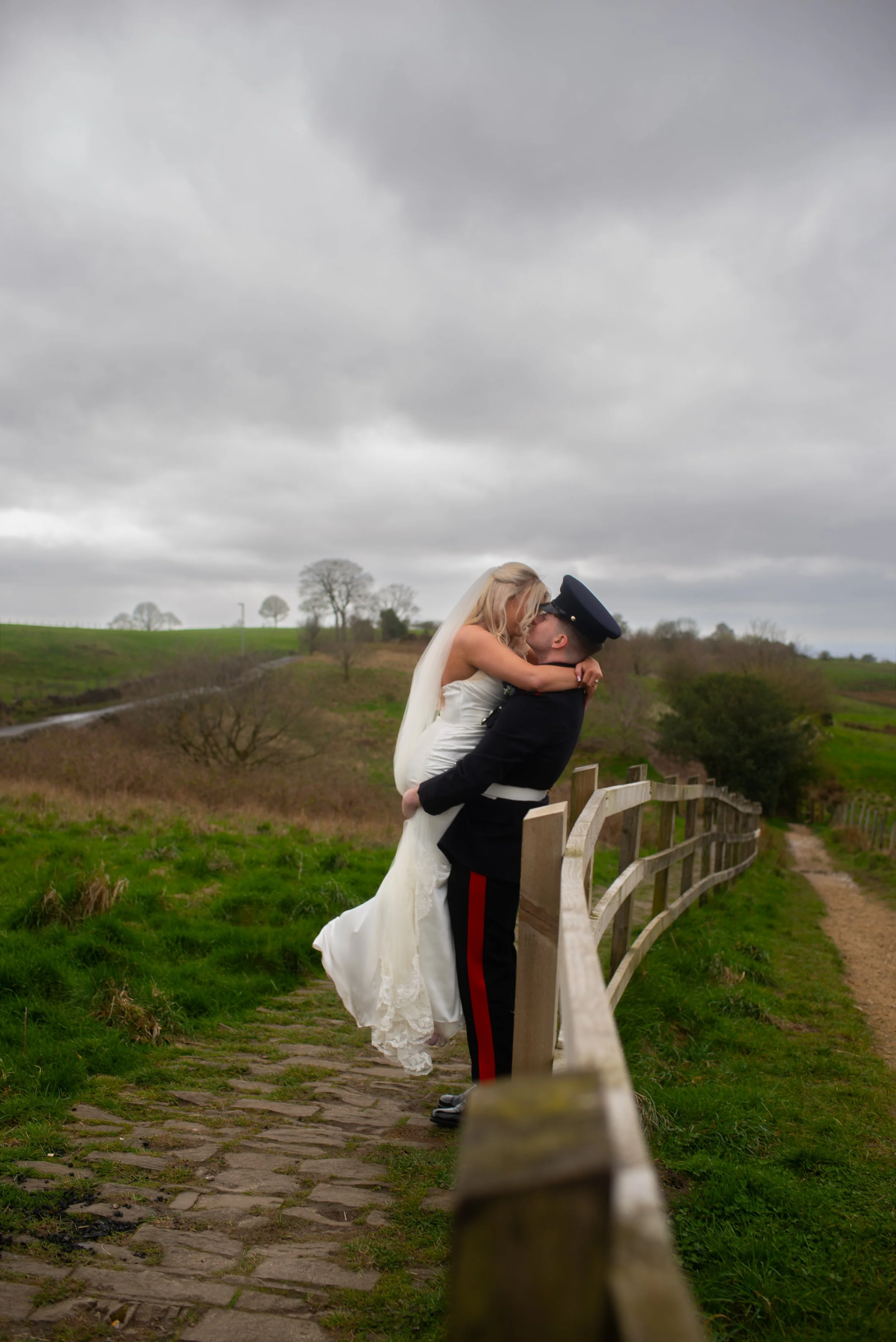 Mr & Mrs Barker (101).jpg