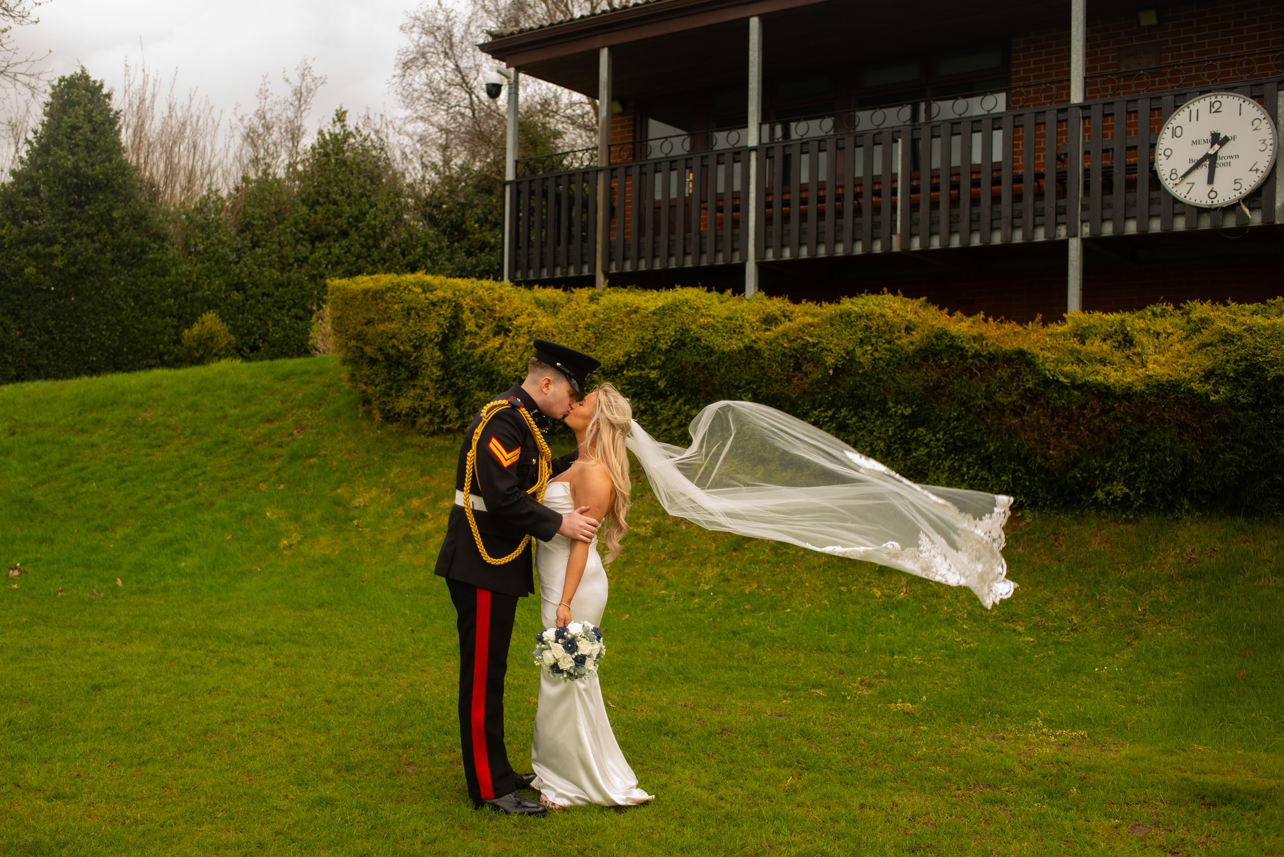 Mr & Mrs Barker (112).jpg