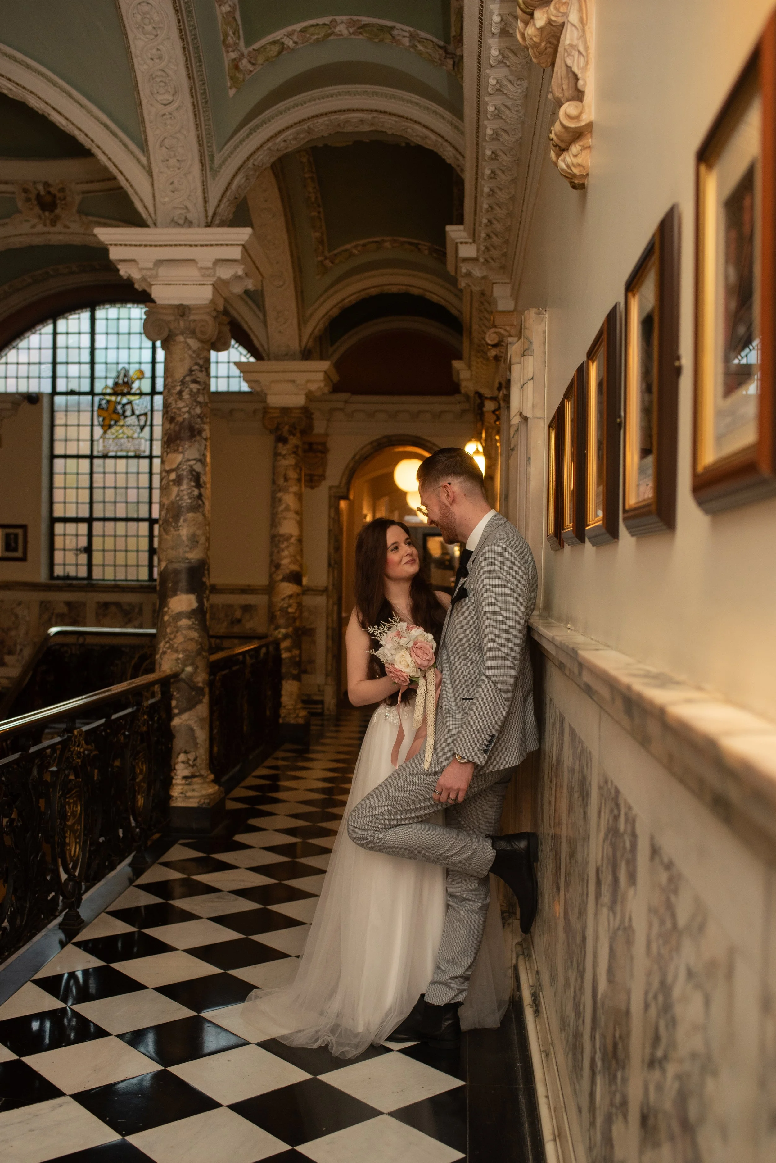 Mr & Mrs Thompson (141).jpg