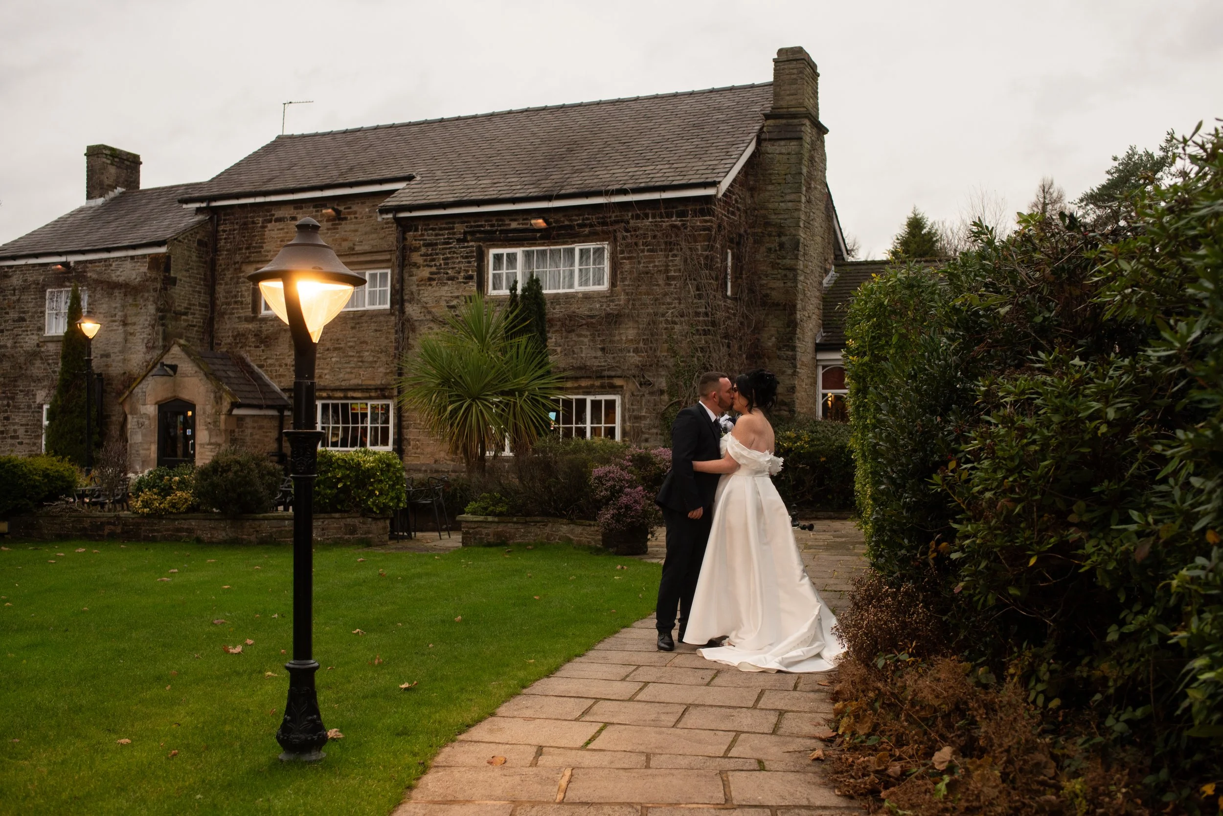 Mr & Mrs Banks (326).jpg