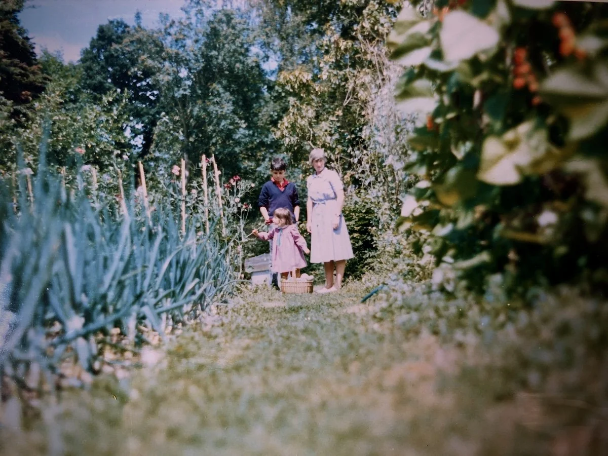 Anna Sissons grew up in rural England in a family of keen gardeners