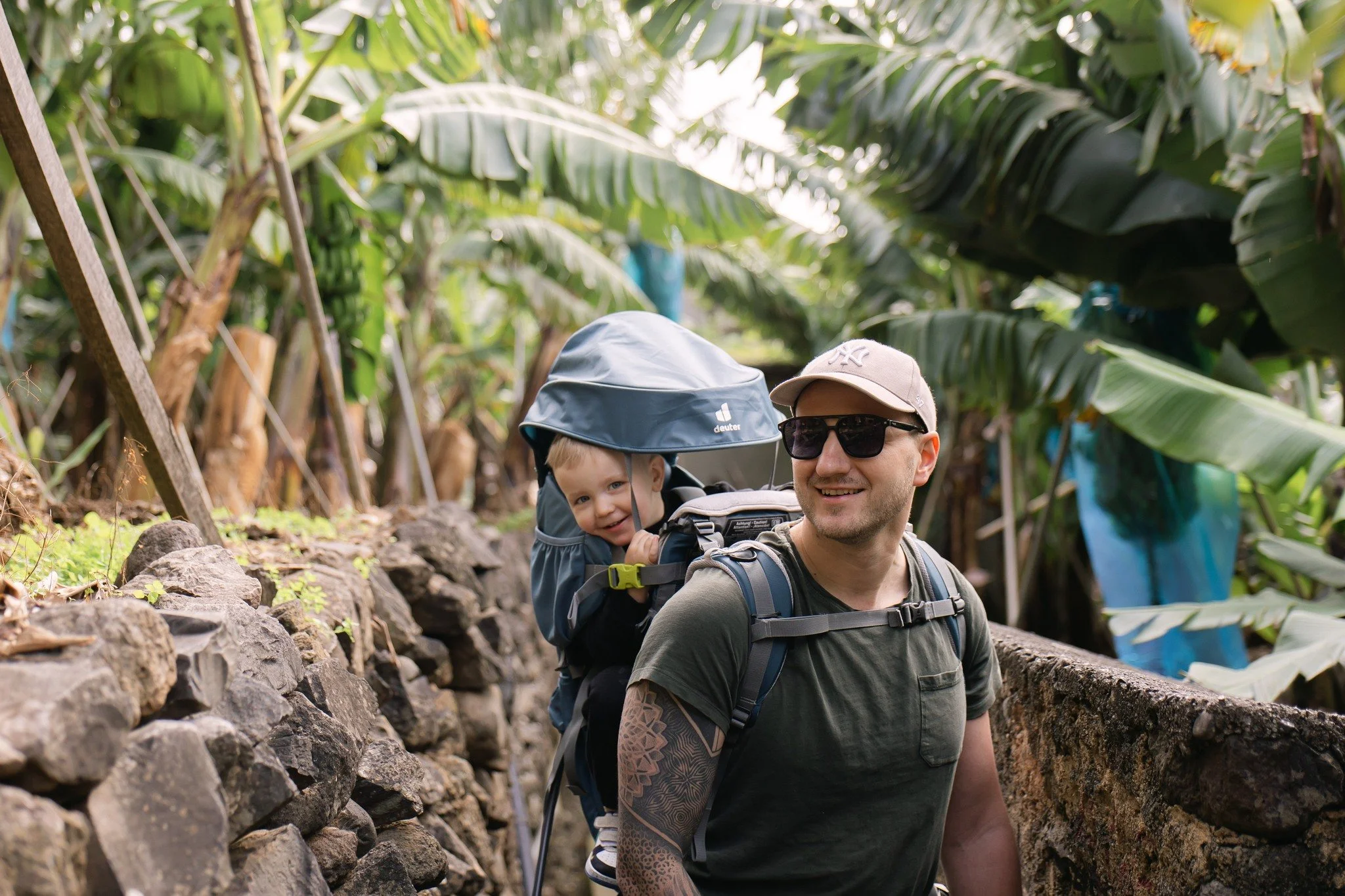 Three weeks in Madeira this January.
Long hikes, endless trails and a small explorer riding on my shoulders most of the time.
Wild landscapes, ocean cliffs, sunrises and sunsets above the clouds &mdash; places that feel almost unreal.
Madeira truly i