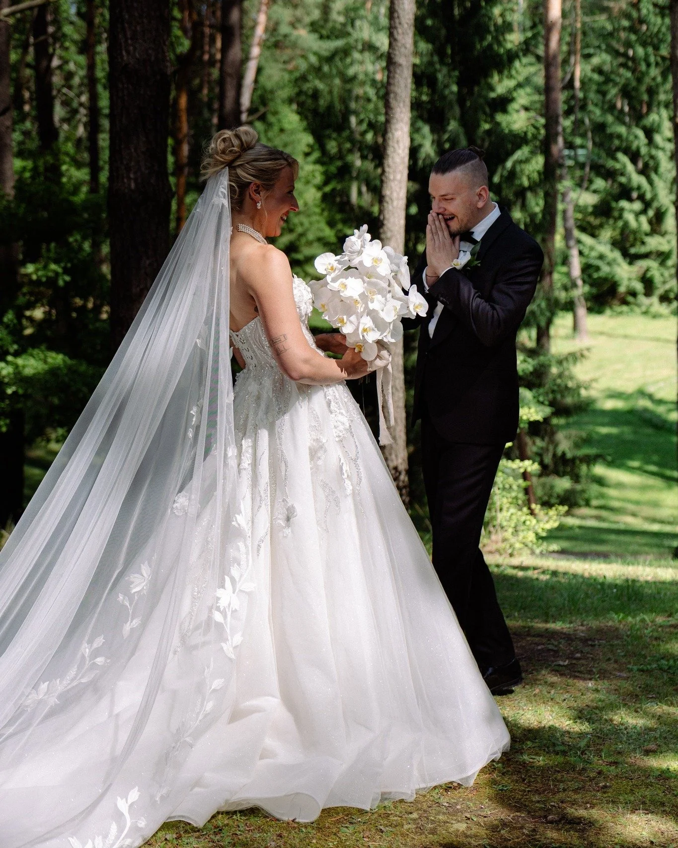 The most beautiful moments often happen before anyone is watching.

Quiet anticipation, elegant details and a first look that says everything without a single word.

#weddingphotoshoot #vestuves #weddingphotograpy #editorialwedding #naturalweddingpho