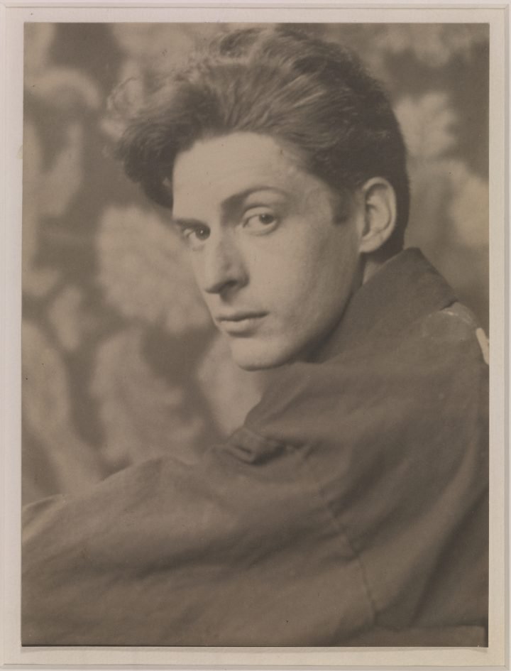 E. McKnight Kauffer (ca. 1920), photography by Maud B. Davis.jpeg