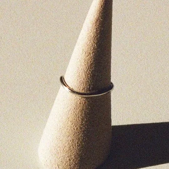 white gold salwa ring