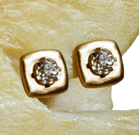 old mine blwm earrings
