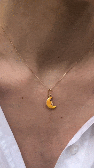 lune pendant.gif