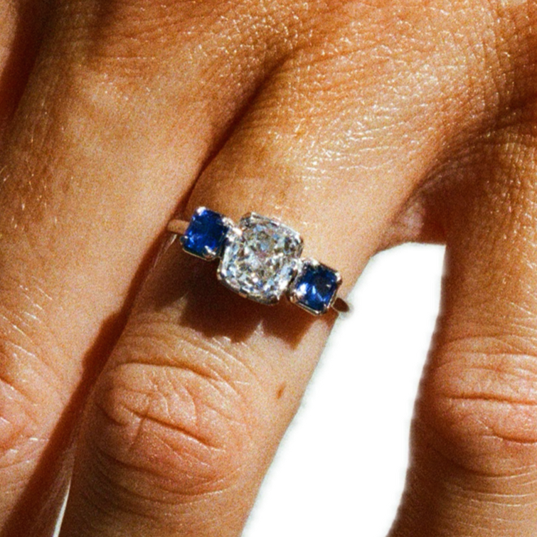 three%2Bstone%2Bengagement%2Bring%2BPNG.png