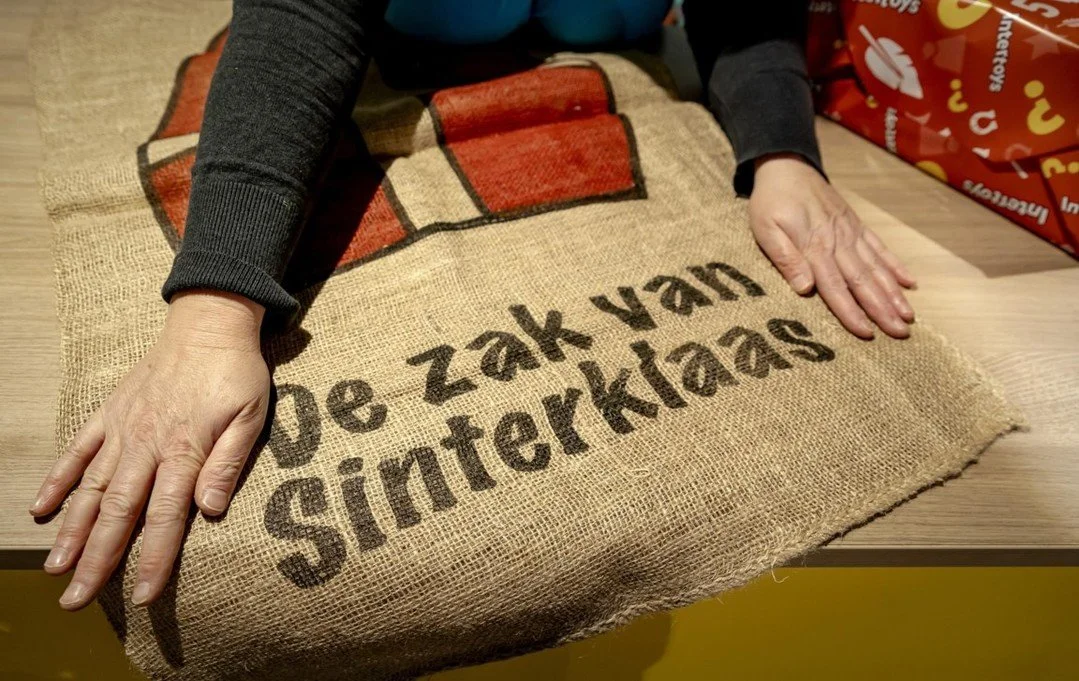 Today; part 6 of a series of posts about the Dutch Sinterklaas tradition

To get presents, you need to be well-behaved. If you are bad, you will be put on the naughty list in Sinterklaas&rsquo;s big book and you will not receive any presents. If you 