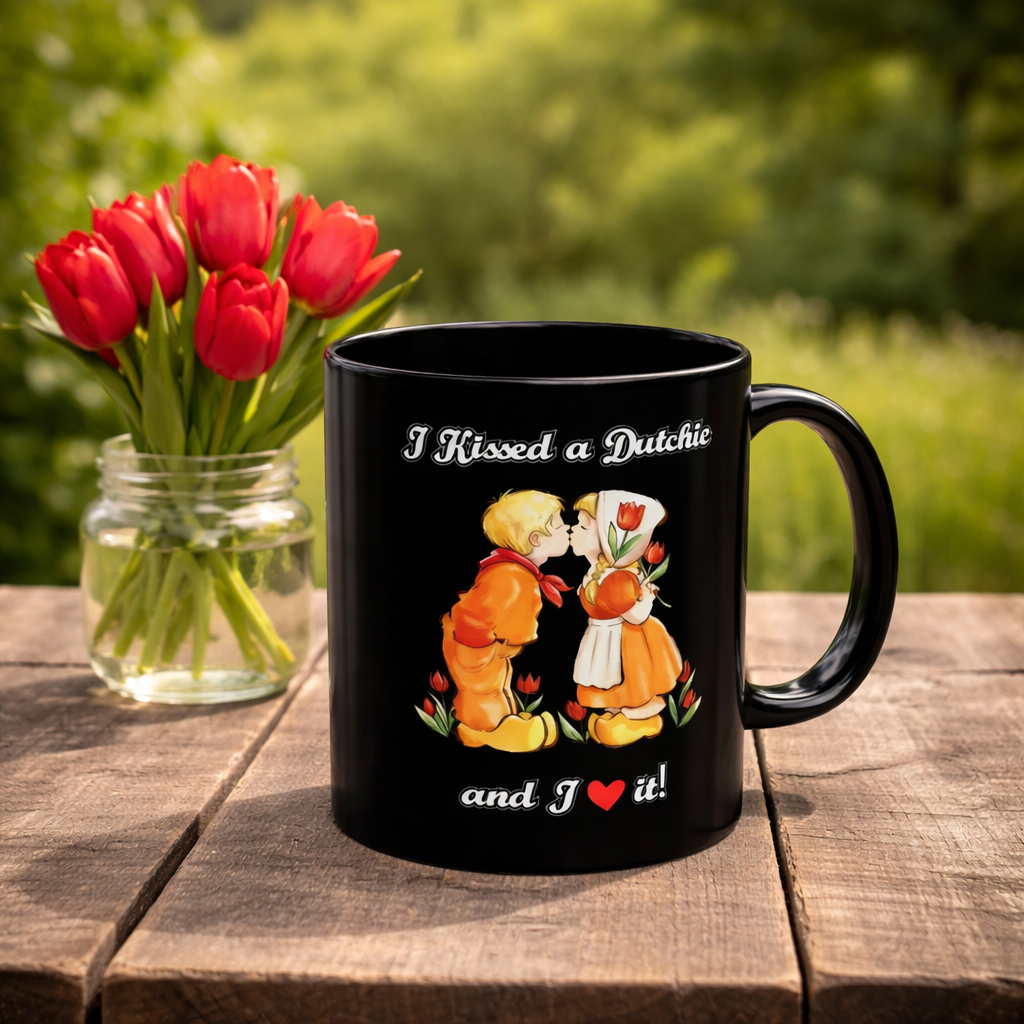 Dutch Mug "I Kissed A Dutchie & I ♡ It" (Boy & Girl Kissing)