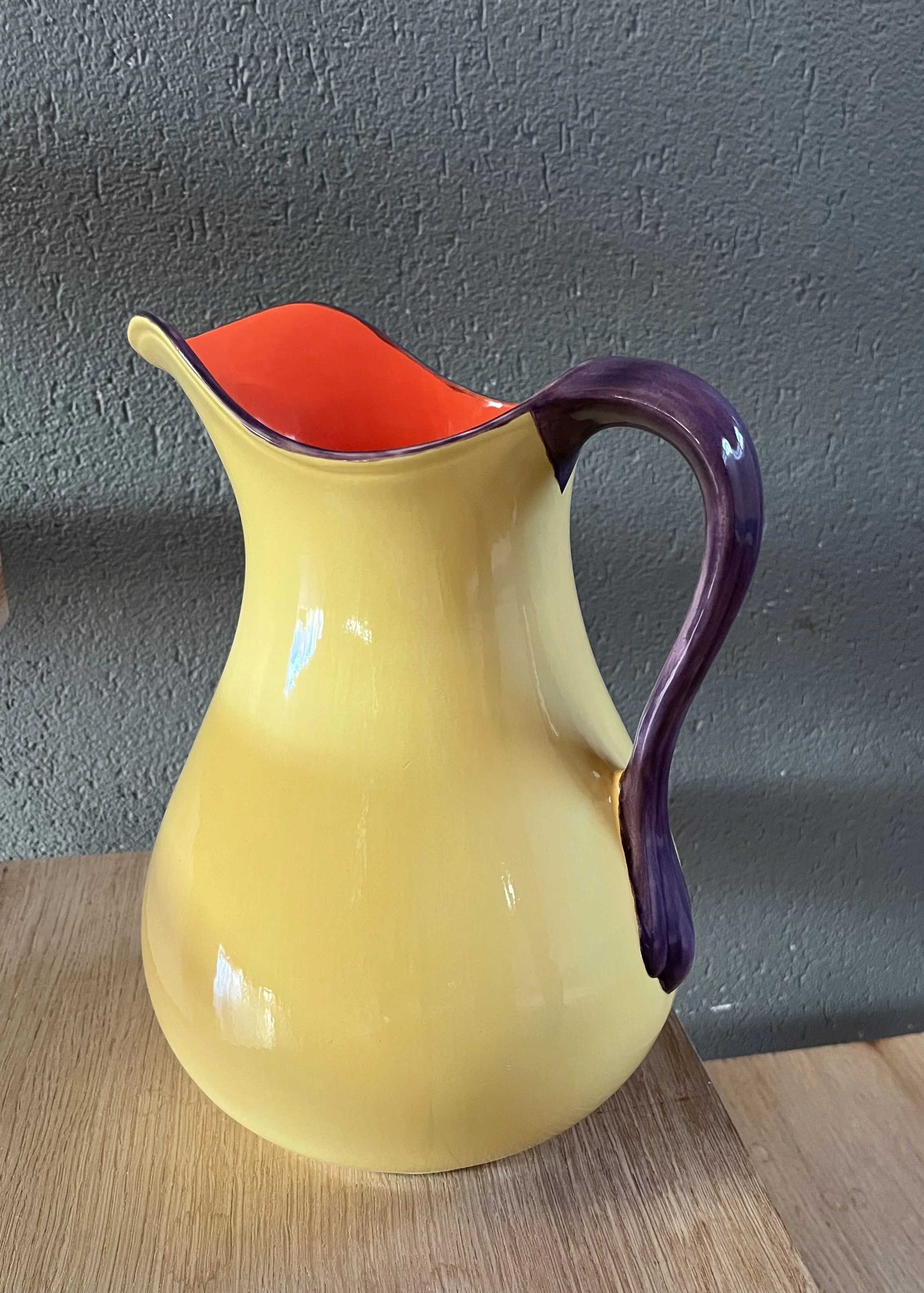  Krug 4l / Nr. 4 
 Ø 22 cm x h 27 cm / CHF 210