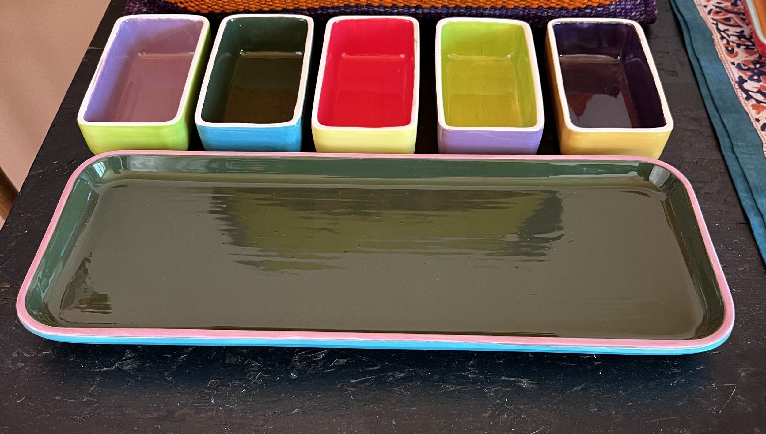  Platte mit 5 Schälchen / Nr. 1 
 Ø Grösse fehlt hier noch und Preis / CHF XX