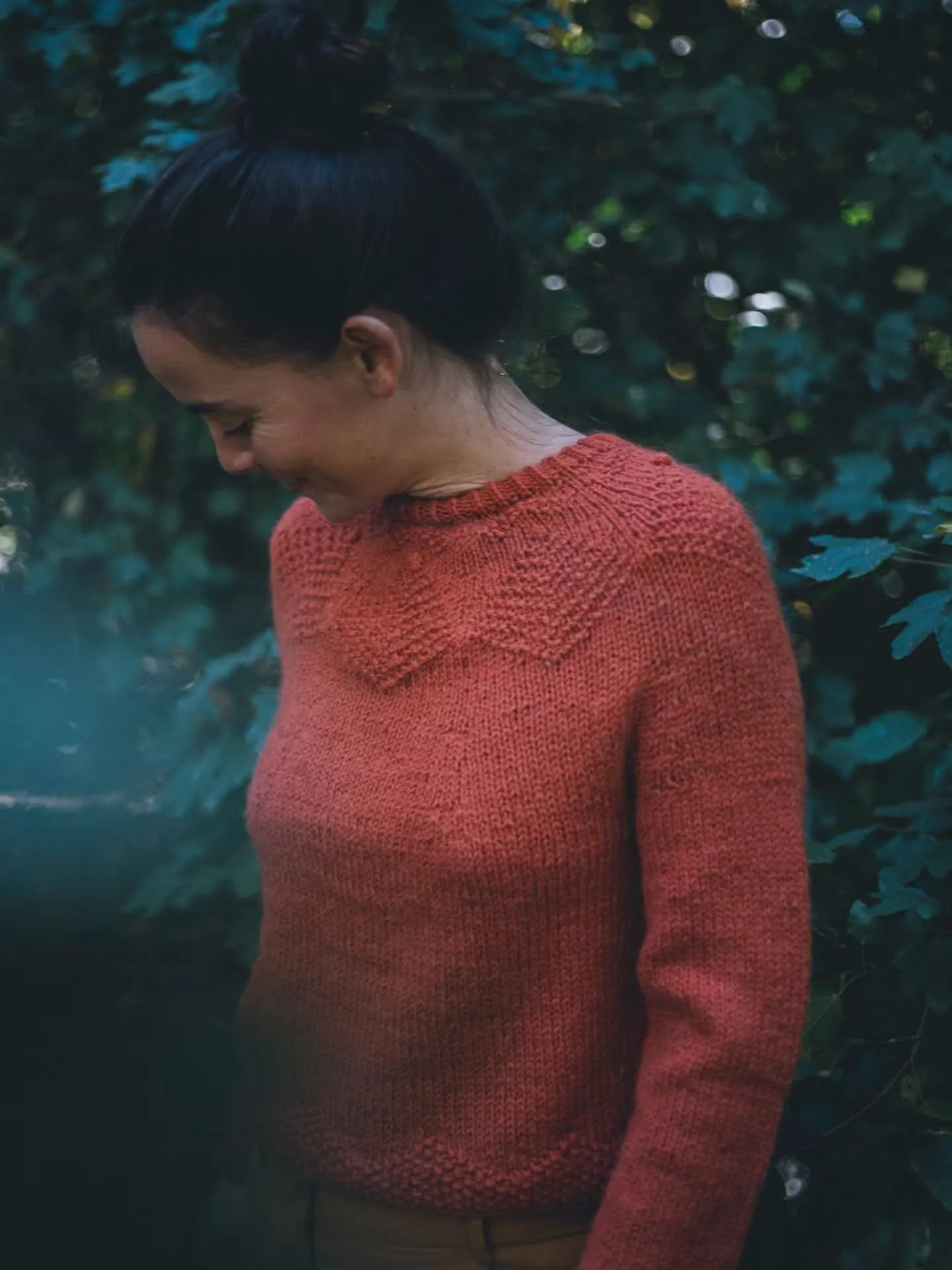 En las &uacute;ltimas semanas varias tejedoras me est&aacute;is escribiendo con una misma pregunta: Cu&aacute;l de mis patrones es ideal para empezar a tejer jerseys.

As&iacute; que os dejo por aqu&iacute; los tres patrones de jerseys que me parecen