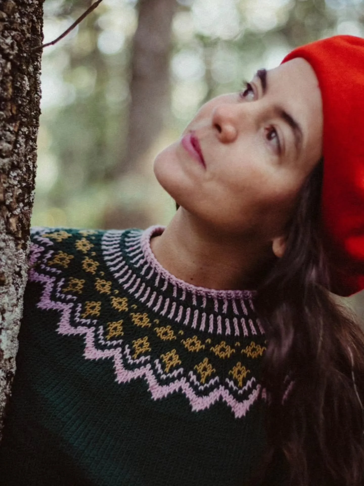 Las t&eacute;cnicas de color son fuente de diversi&oacute;n y fantas&iacute;a en el tejido 🌹💞🍂

Hasta esta noche los cursos de Colorwork y de Punto Roosimine cuentan con ese 15% de descuento con el c&oacute;digo VUELTAACASA &hearts;️💞&hearts;️

A