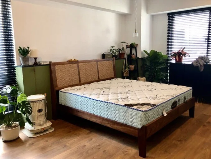 bed2.jpg