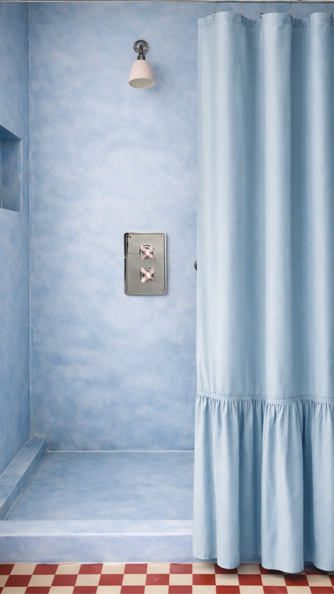 PLAY_Shower.png