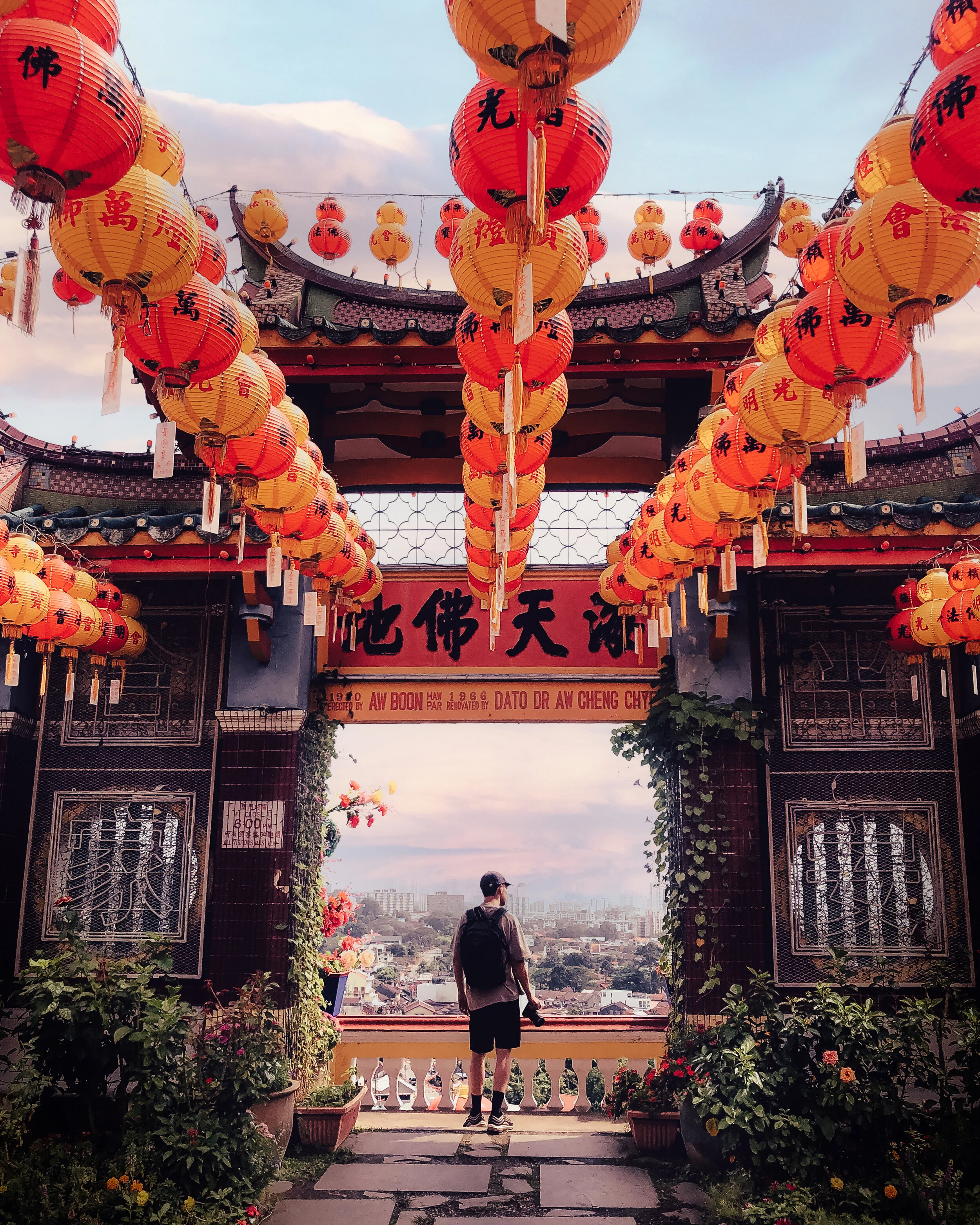 aled williams malaysia pengang temple