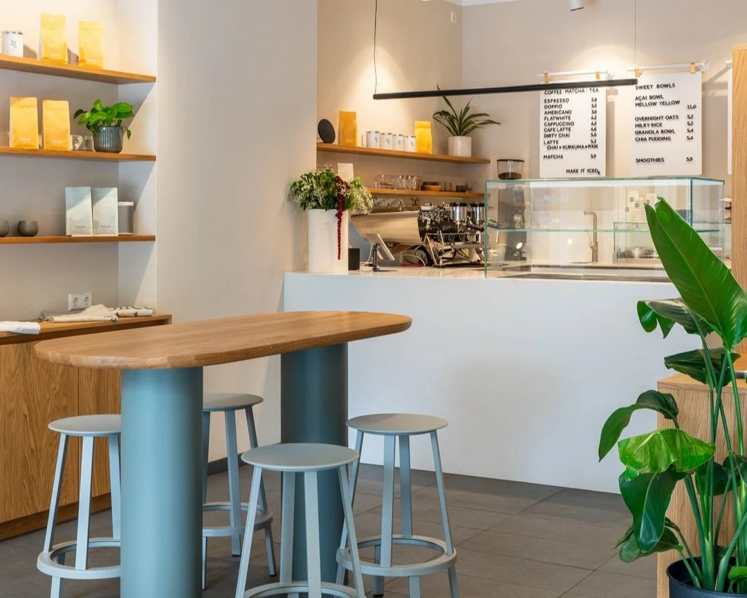 Das h&oslash;nest Caf&eacute; in Hannover wurde von uns designt und gefertigt. Jetzt ist es f&uuml;r den den German Design Award nominiert.
@germandesigncouncil @honest_hannover 
#germandesignaward #Designstudio #M&uuml;nster #Designerm&ouml;bel
#Mod
