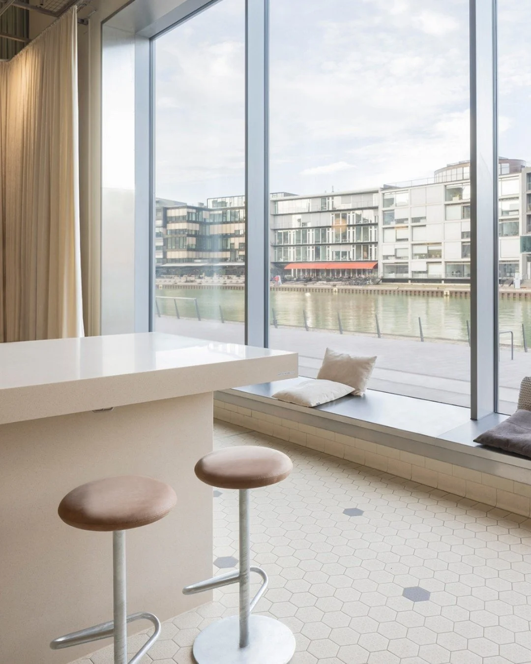 Details der @finne_brauerei

Fotos: @hanna_neander f&uuml;r @maasundpartner Architekten