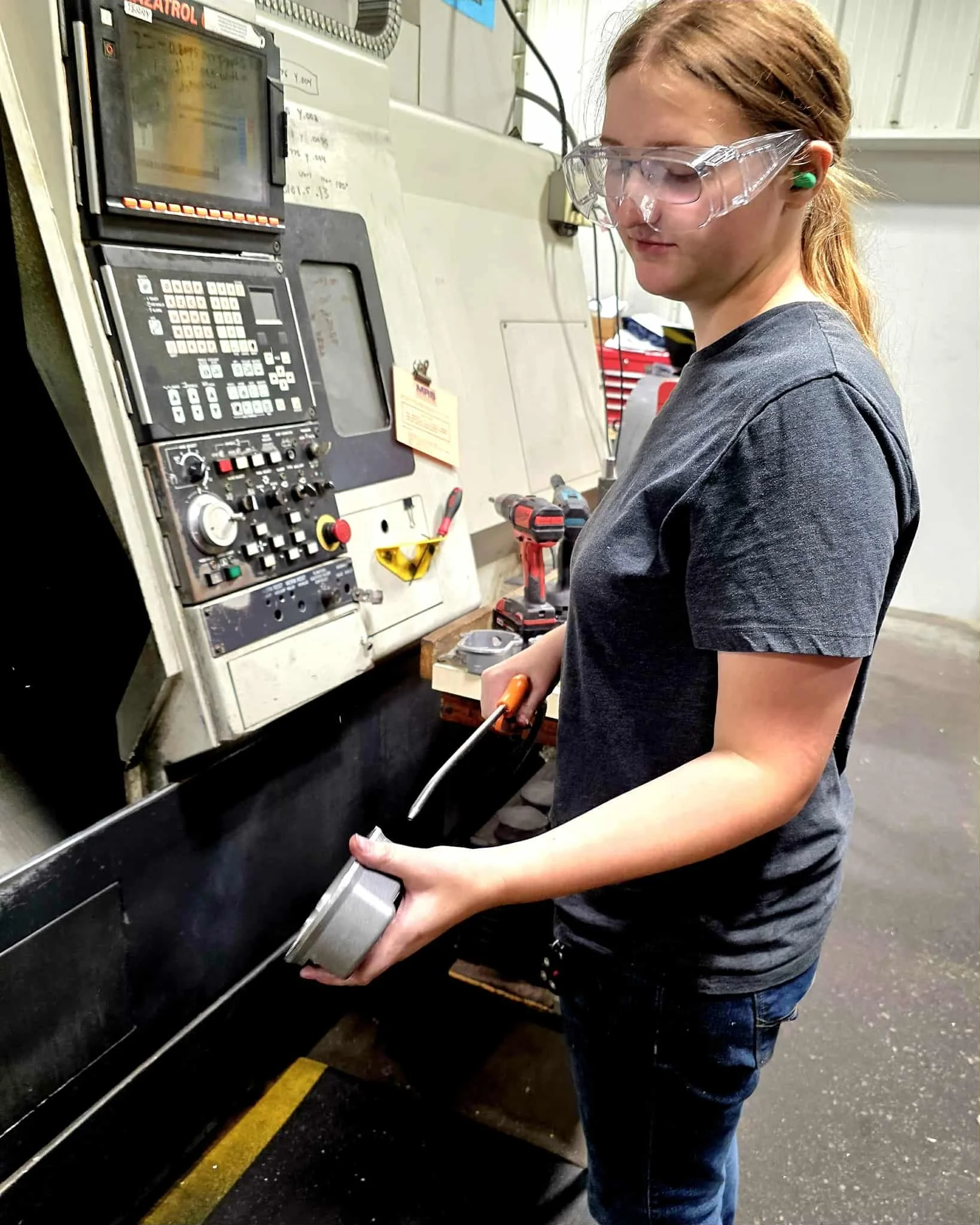 CNC milling and turning services at MRS Machining in Wisconsin