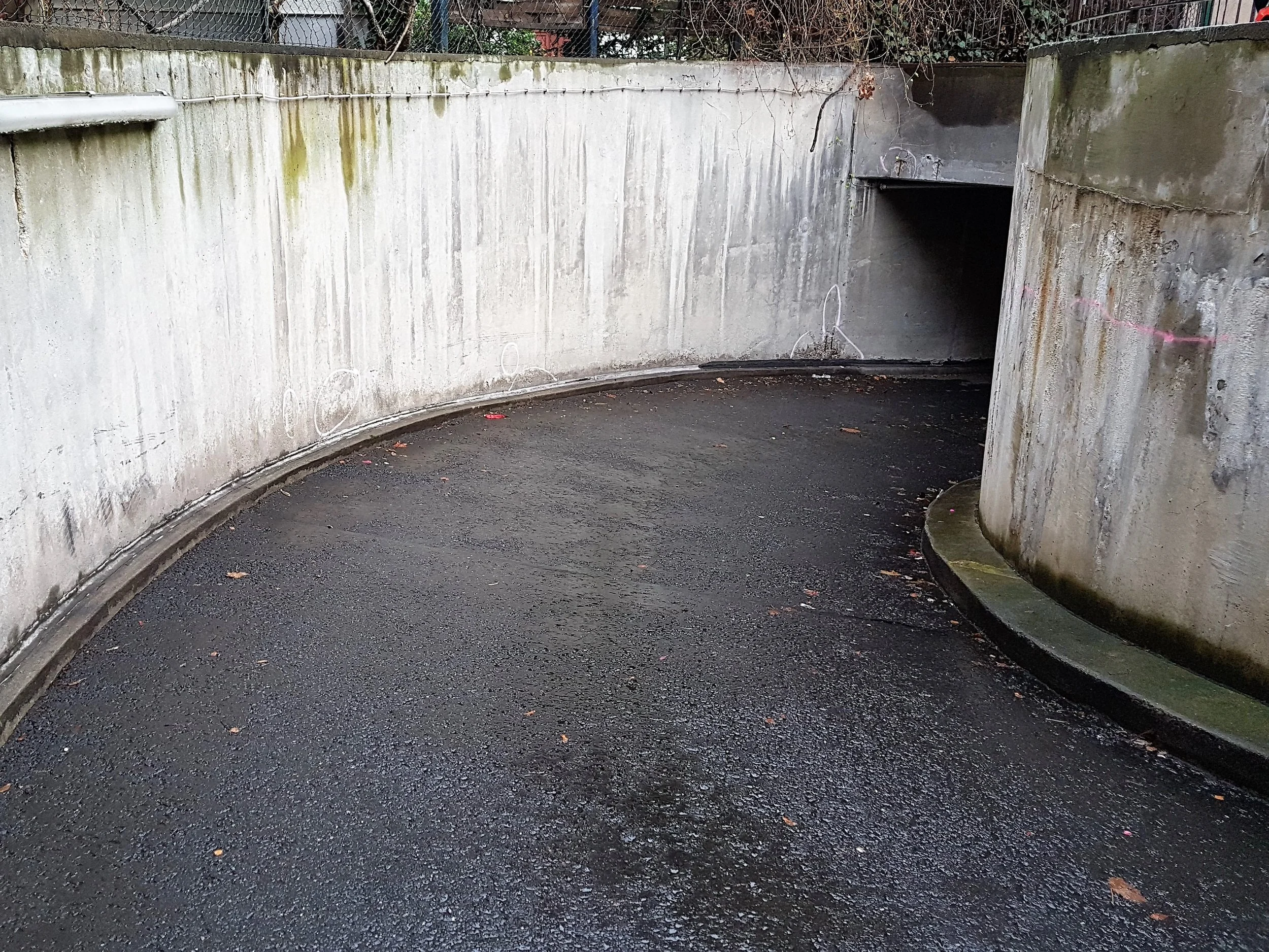 Wenn der Hof die Tiefgarage kaputtmacht, und umgekehrt