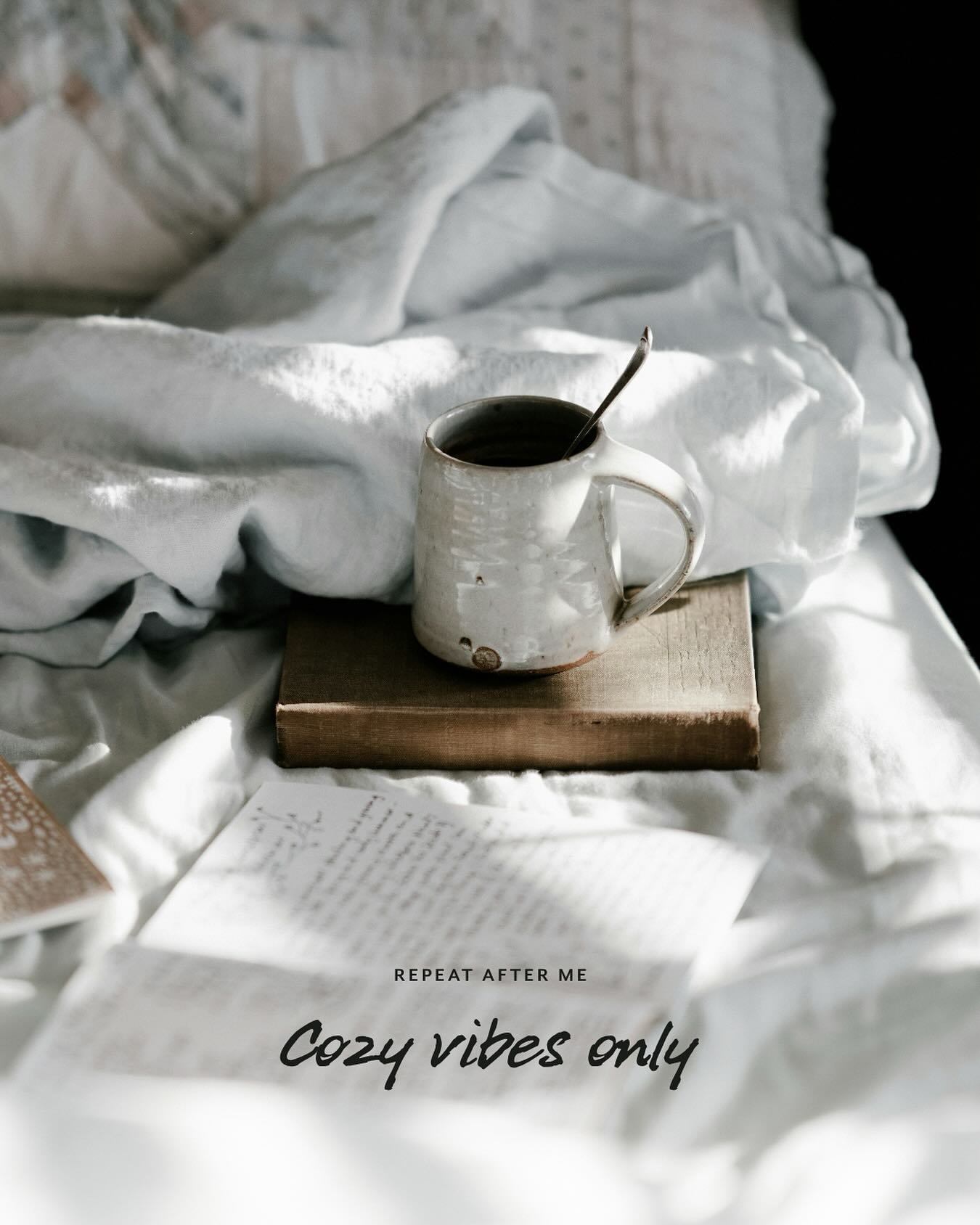 Winter is here, and it’s giving total bear-hibernation vibes. π»βοΈ
Take a cue from nature and slow it down—this is your season for cozy self-care. β¨ Wrap yourself in a blanket, grab a warm cup of tea, and escape into a good book. B