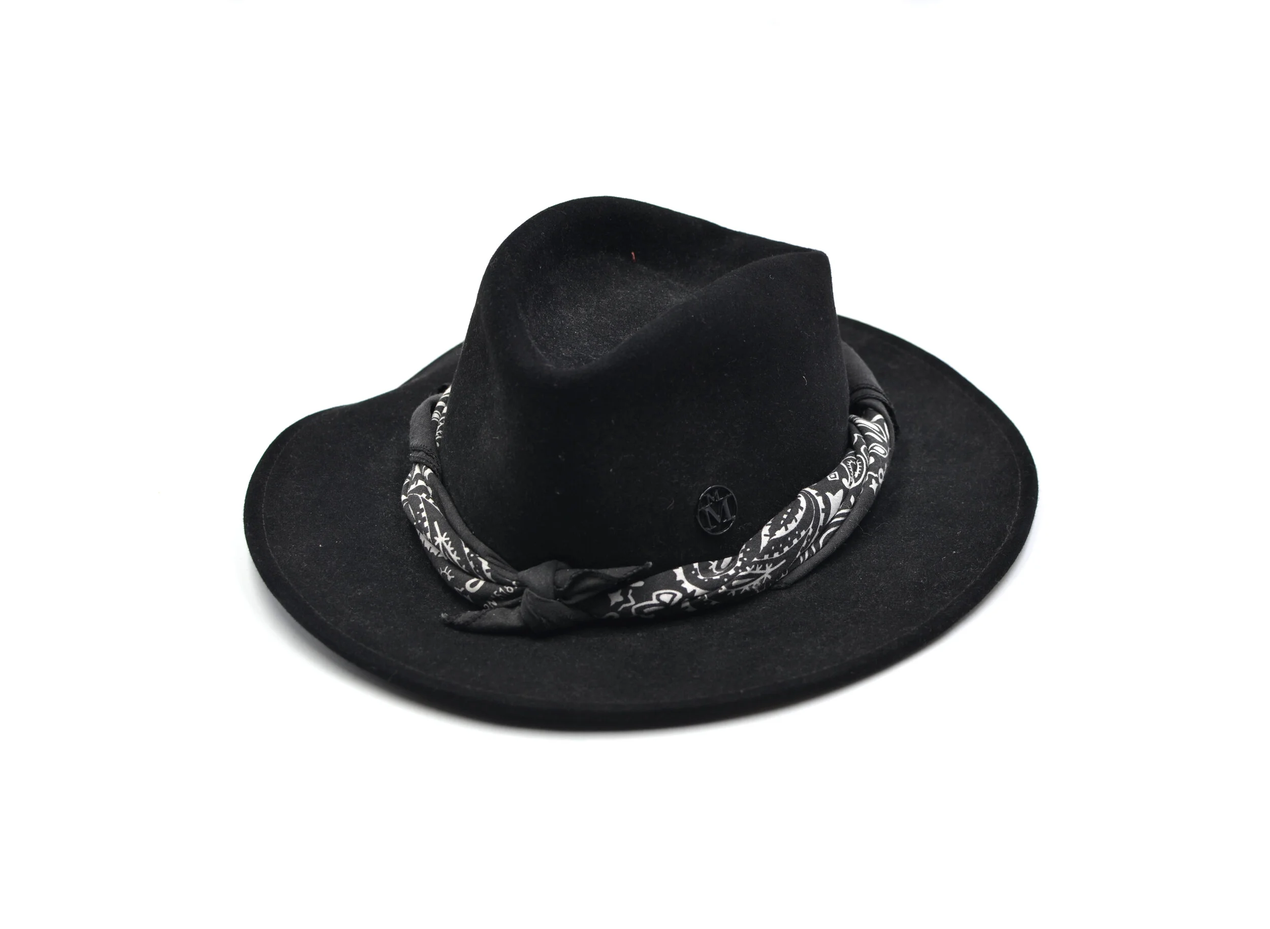 CHAPEAU_MM_NOIRBANDANA.jpg