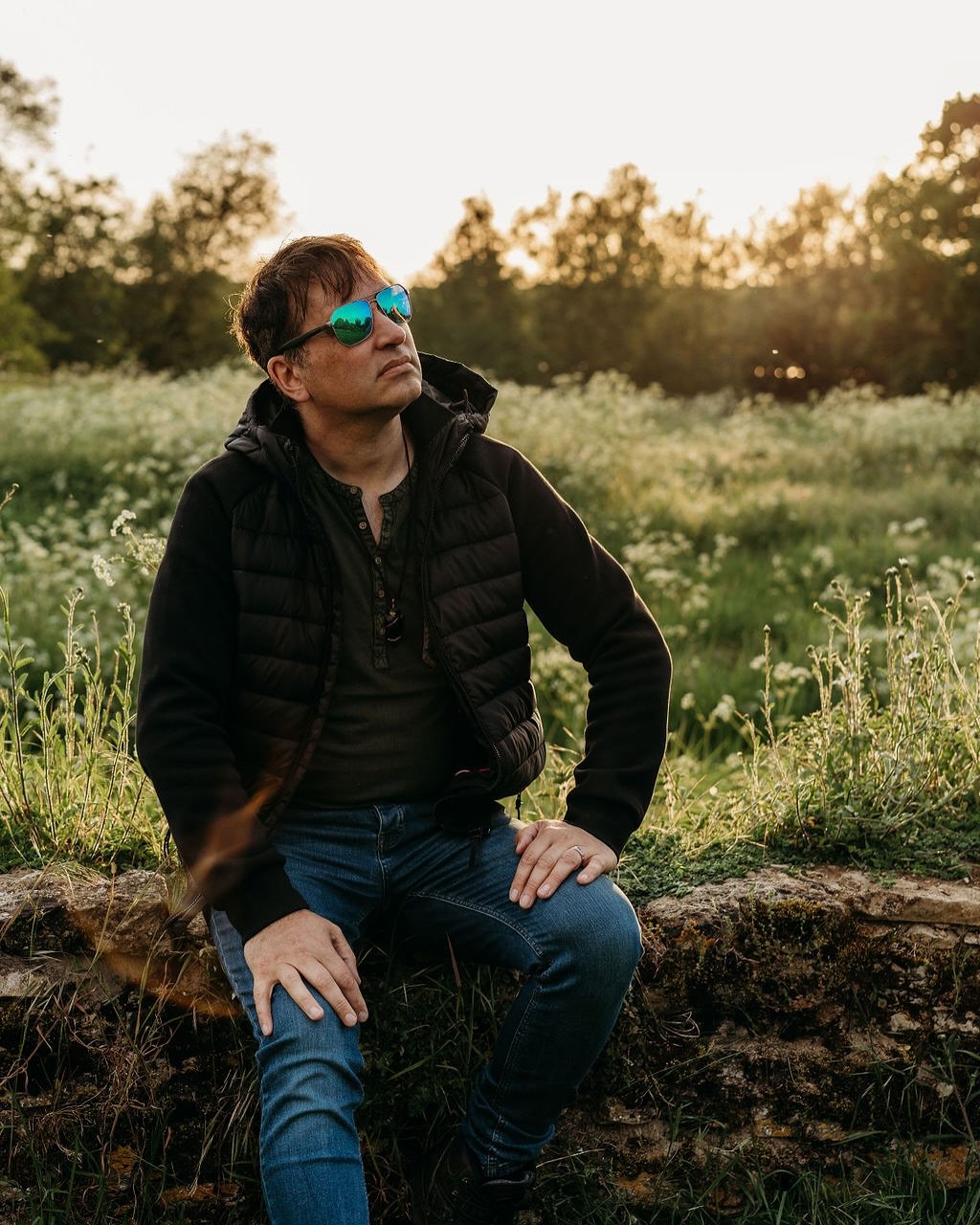 Golden hour photoshoot with @wessonband 

These boys are always so much fun to photograph 🌅

#brandingphotoshoot #miltonkeynes #goldenhourphotography #goldenhourlight #miltonkeynessmallbusiness #miltonkeynesphotographer #miltonkeynesblogger #mkmusic