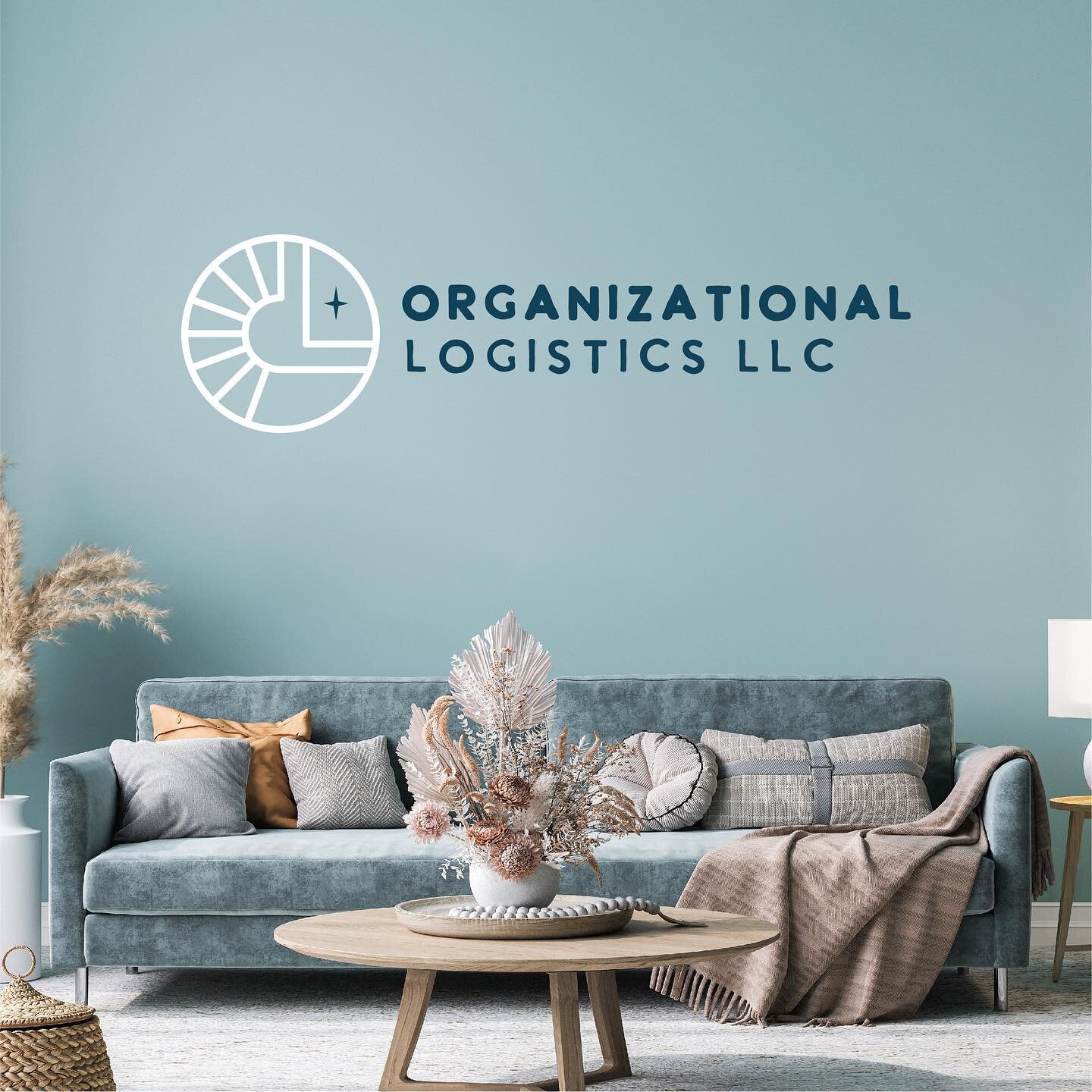 Organizational Logistics ~ Brand identity @organizational.logistics 

 ✨ As a professional organizer with a psychology background, she helps people transform their life. Providing methodical function &amp; structure in her client&rsquo;s home, rooms 