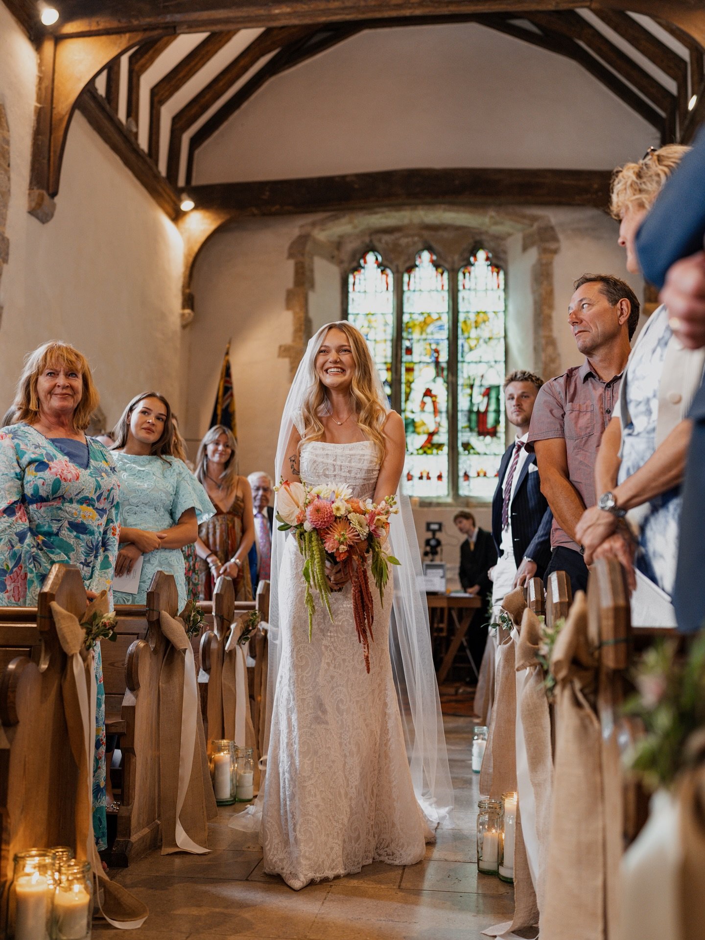 Jeremy + Lottie ✨

What a dreamy, fun, super creative and colourful wedding! I absolutely loved being part of this special day in Surrey back in August! 

Lottie had a specific vision in mind for her photos and loved the look of slow shutter images w
