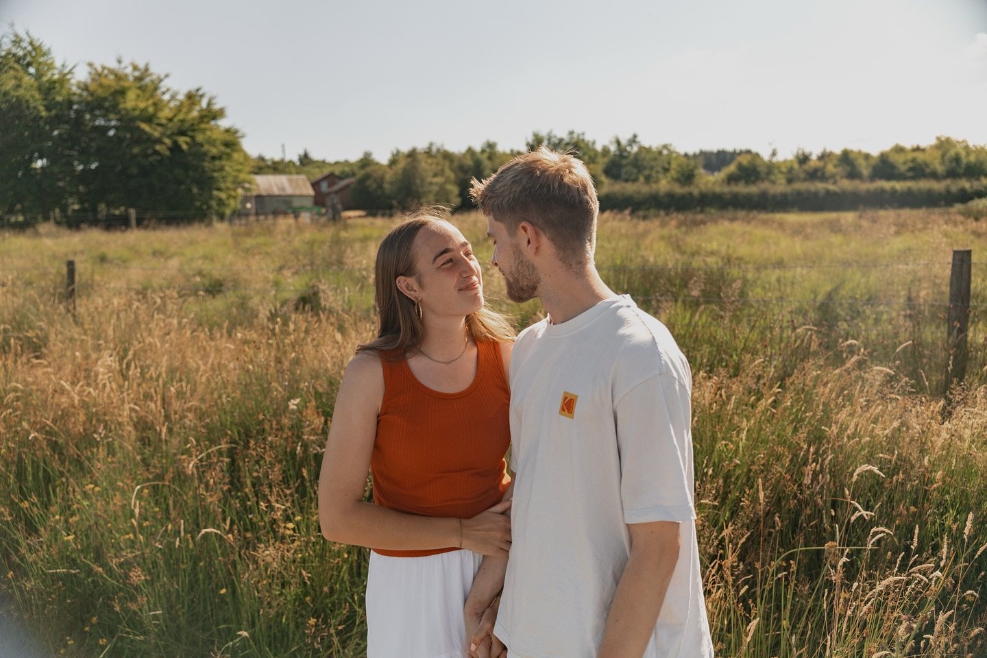 Ruby + Jake 🍊

I&rsquo;m currently in the middle of a very hectic wedding season so posting and admin has taken a backseat, so crawling out of my editing hole to post a few bits !! Recently I captured these guys being cute up on the moor. Despite it