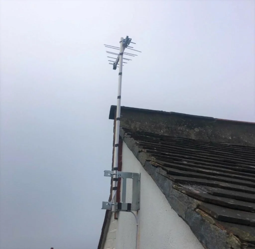 TV-aerial-mini-log-installation-1024x1001.jpg