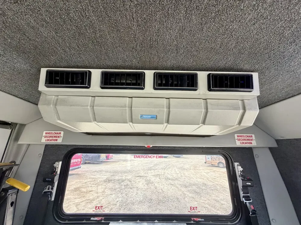 0327 Ford E450 Shuttle Bus For Sale 12.webp