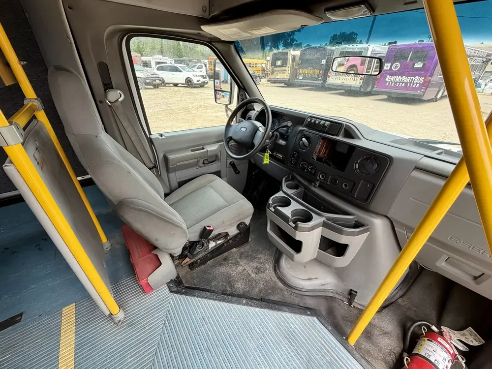 0301 Ford E450 Shuttle Bus For Sale 8.webp