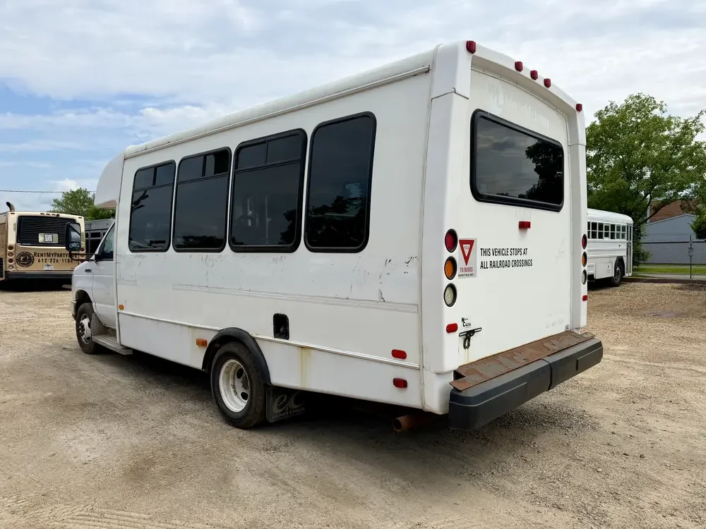 0301 Ford E450 Shuttle Bus For Sale 6.webp
