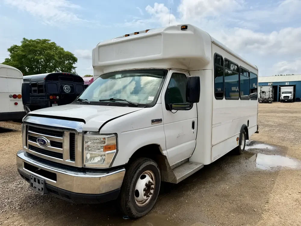 2084 Ford E450 Shuttle Bus For Sale 2.webp