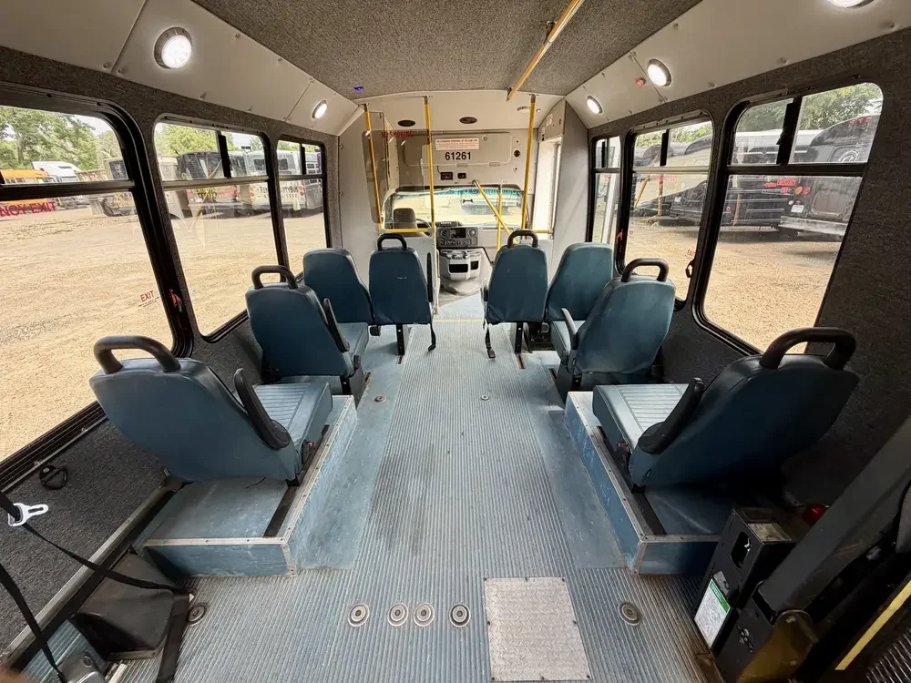 0327 Ford E450 Shuttle Bus For Sale 10.webp