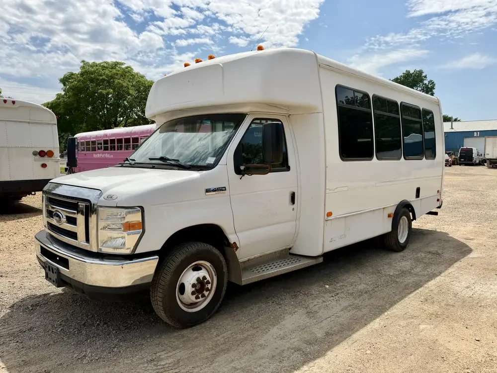 0327 Ford E450 Shuttle Bus For Sale 2.webp