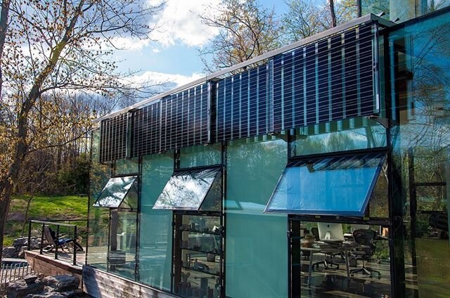 A standard feature of VS1 Homes is the integration of solar power. Attachment points and wire management are accommodated by the standard VS1 details to allow for a high value implementation in an aesthetic manner.

#glasshouse #house #architecture #